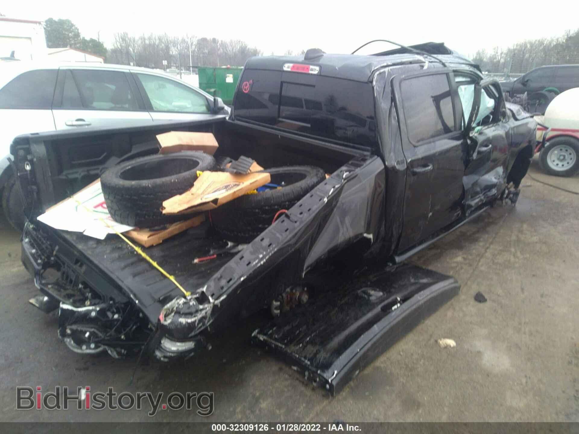 2019 RAM 1500 - VIN: 1C6SRFFT8KN803705 - Фото 4