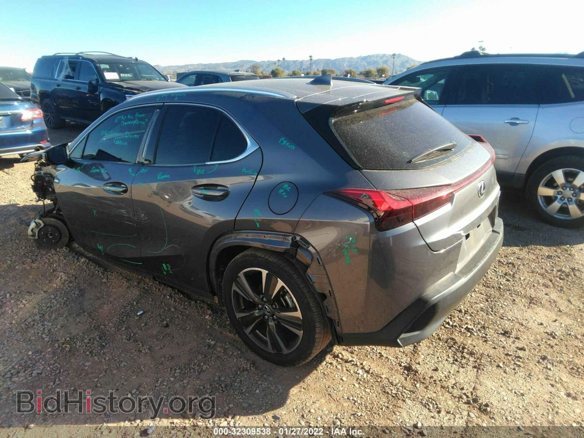 2019 LEXUS UX - VIN: JTHY3JBH4K2015447 - Photo 3