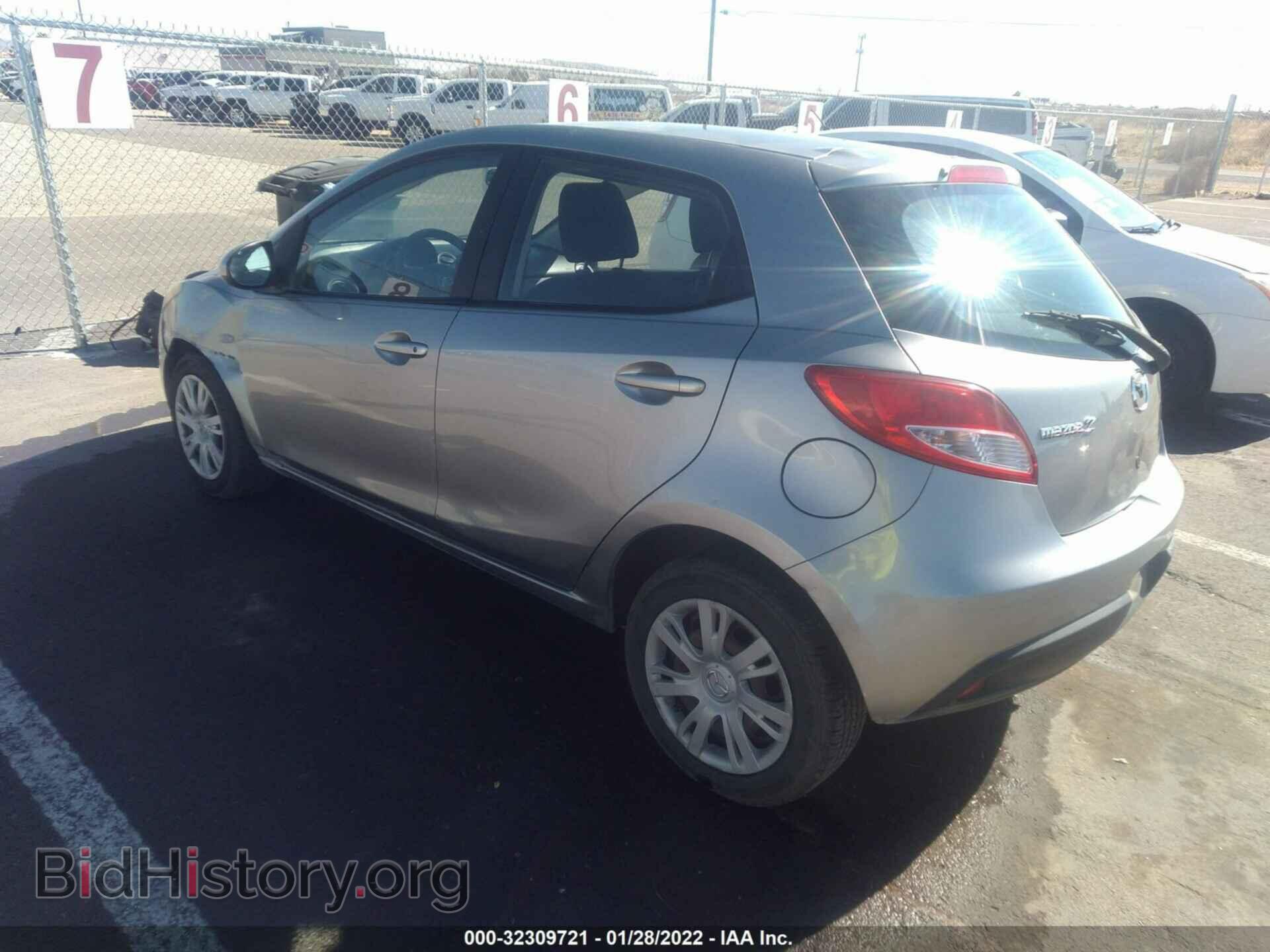 2013 MAZDA MAZDA2 - VIN: JM1DE1KY2D0156655 - Фото 3