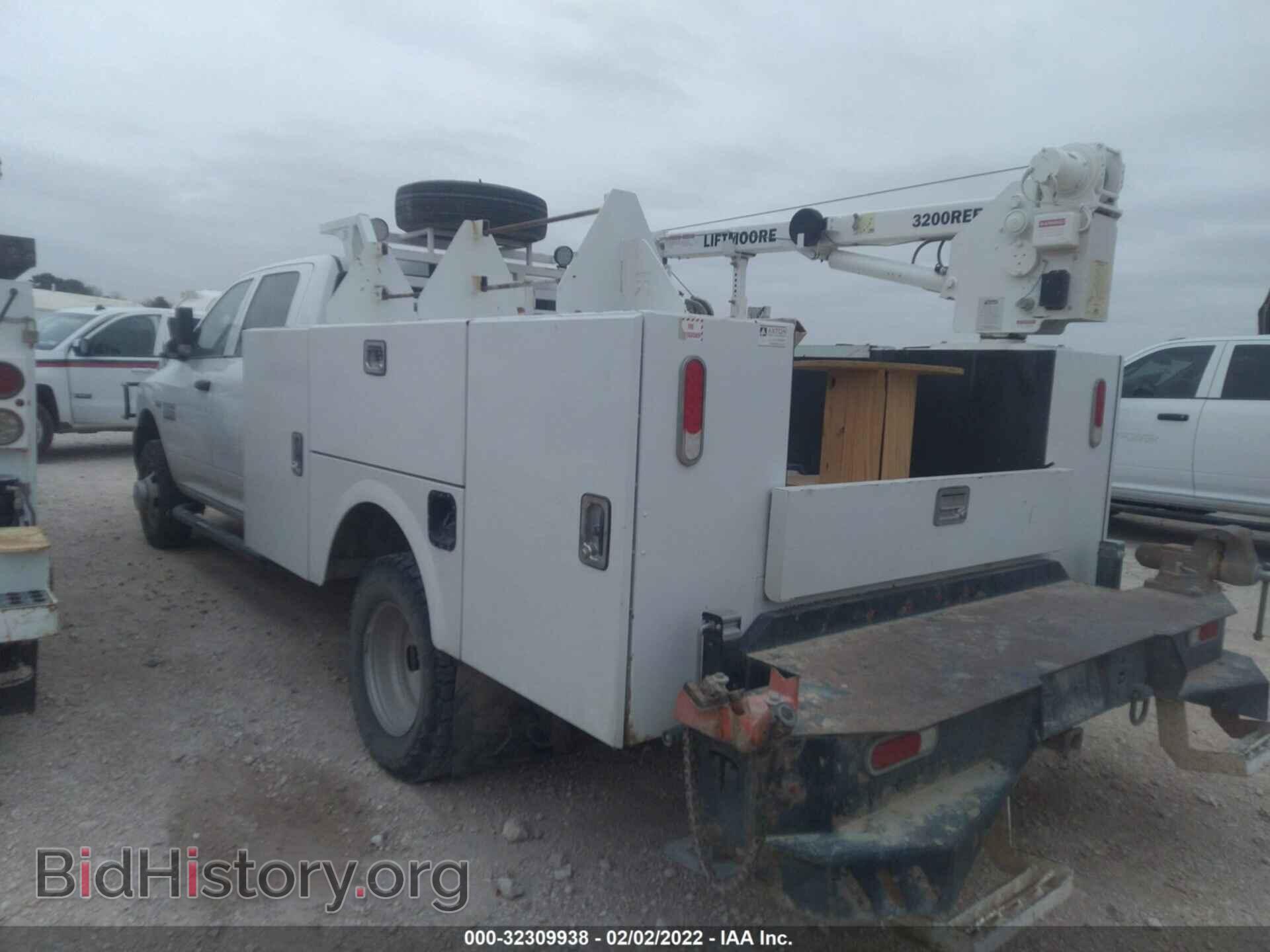 2018 RAM 3500 CHASSIS CAB - VIN: 3C7WRTCJ2JG312875 - Photo 3