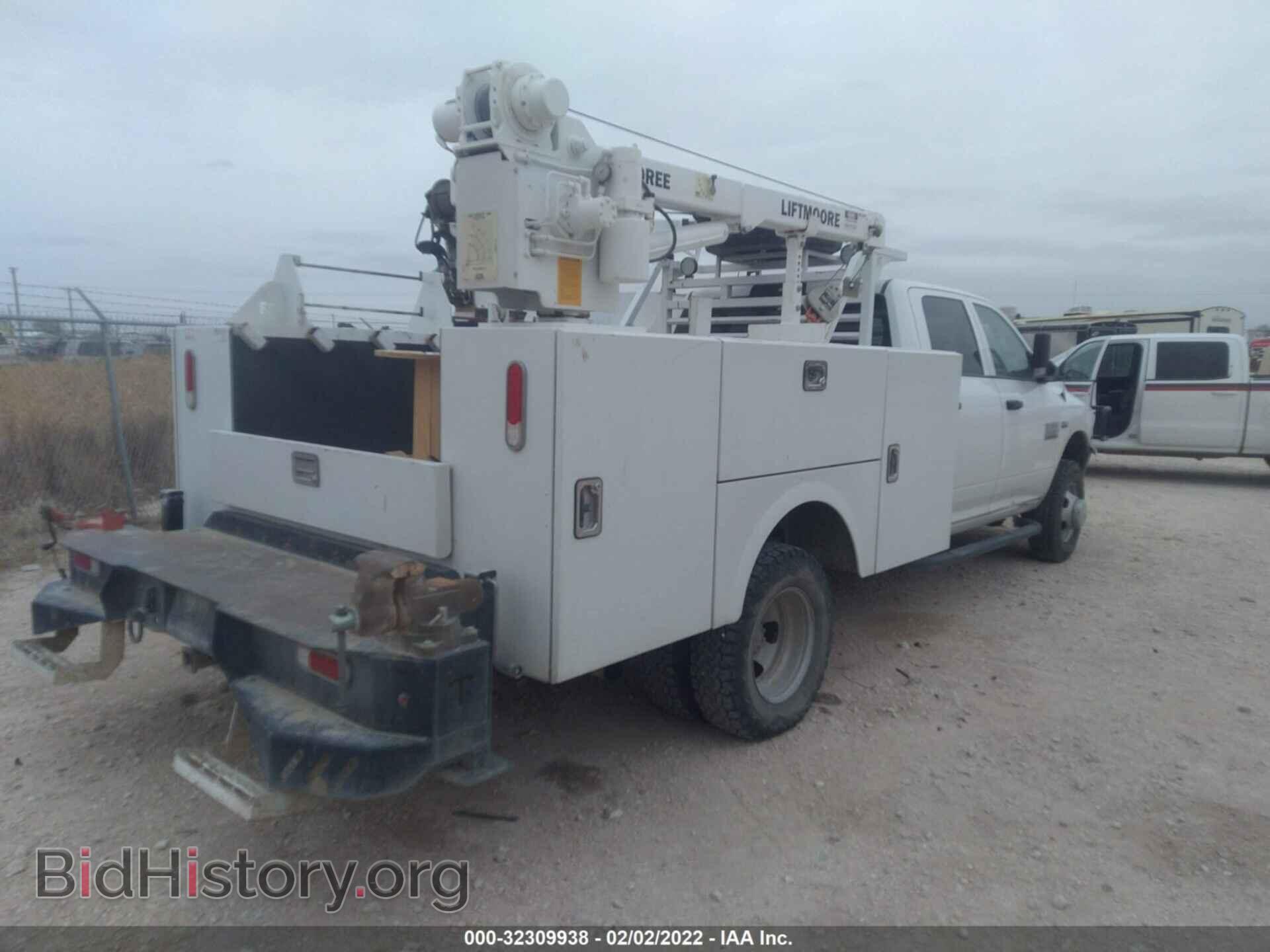2018 RAM 3500 CHASSIS CAB - VIN: 3C7WRTCJ2JG312875 - Photo 4