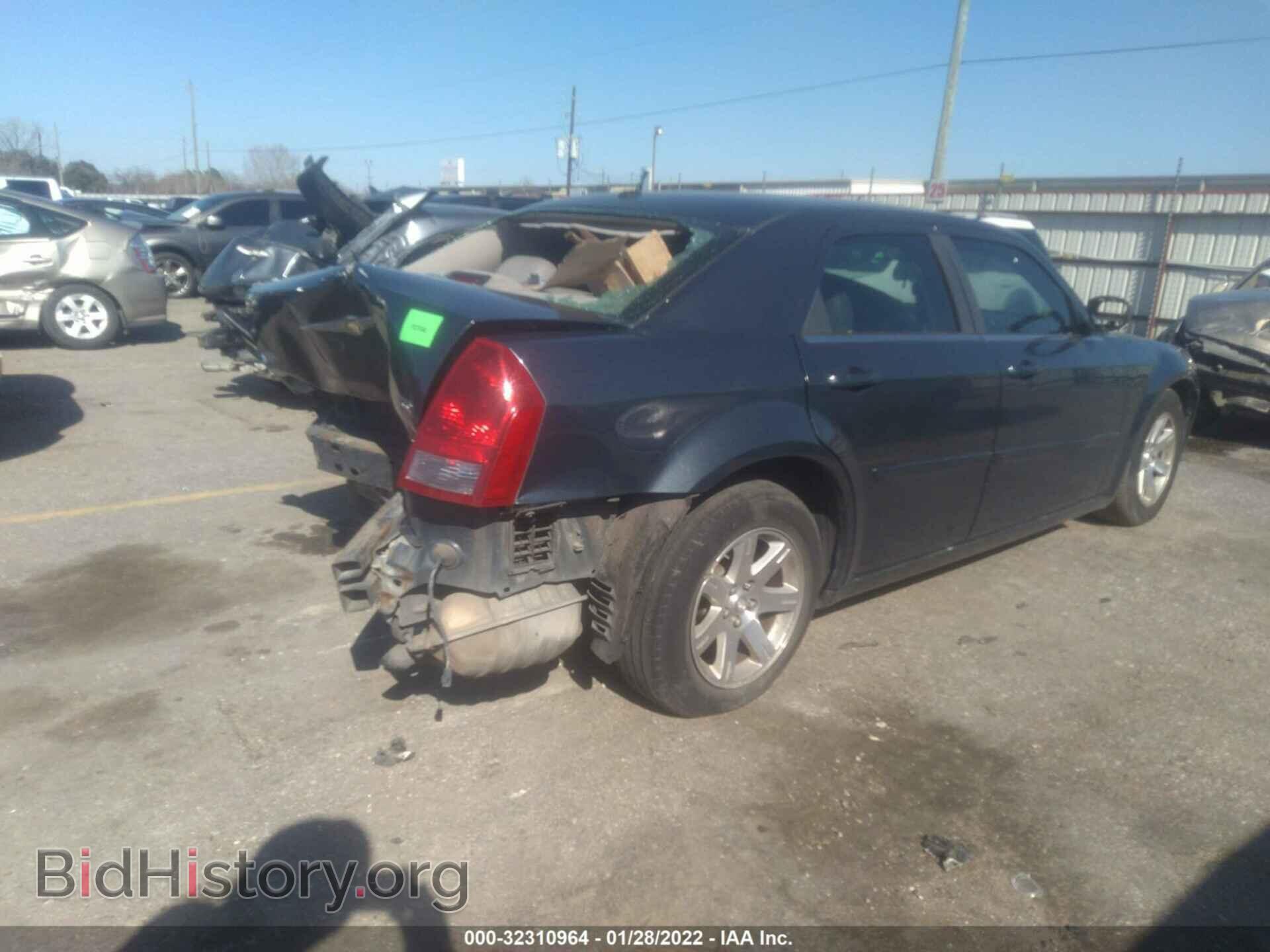 2007 CHRYSLER 300 - VIN: 2C3KA53G77H839455 - Фото 4