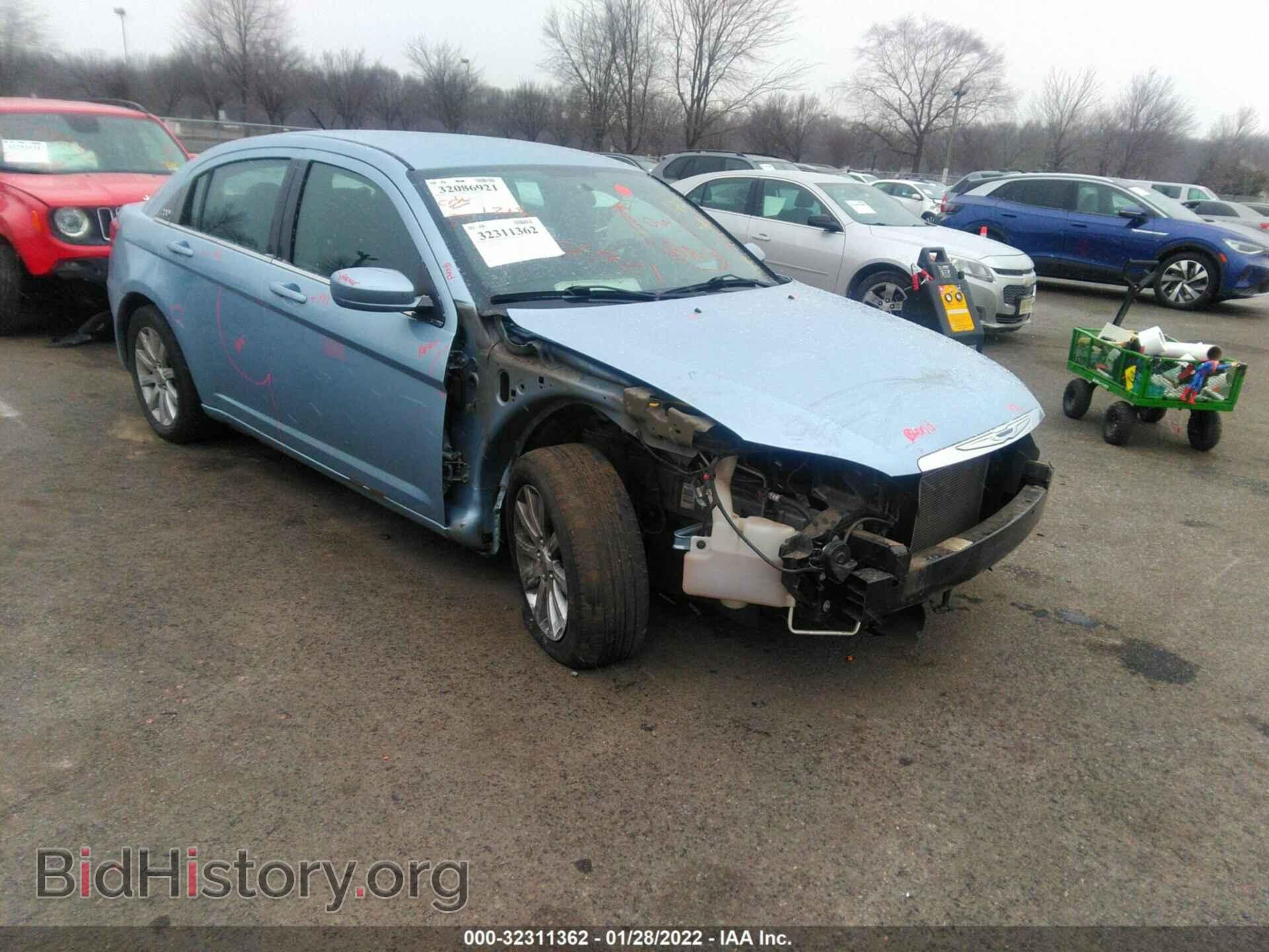 Фотография 1C3CCBBG2EN106541 - CHRYSLER 200 2014
