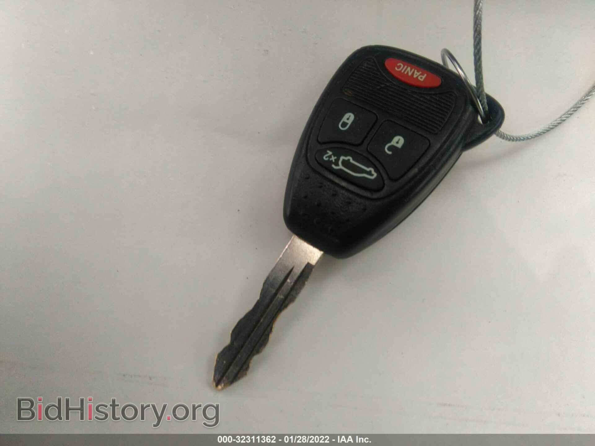 2014 CHRYSLER 200 - VIN: 1C3CCBBG2EN106541 - Фото 11
