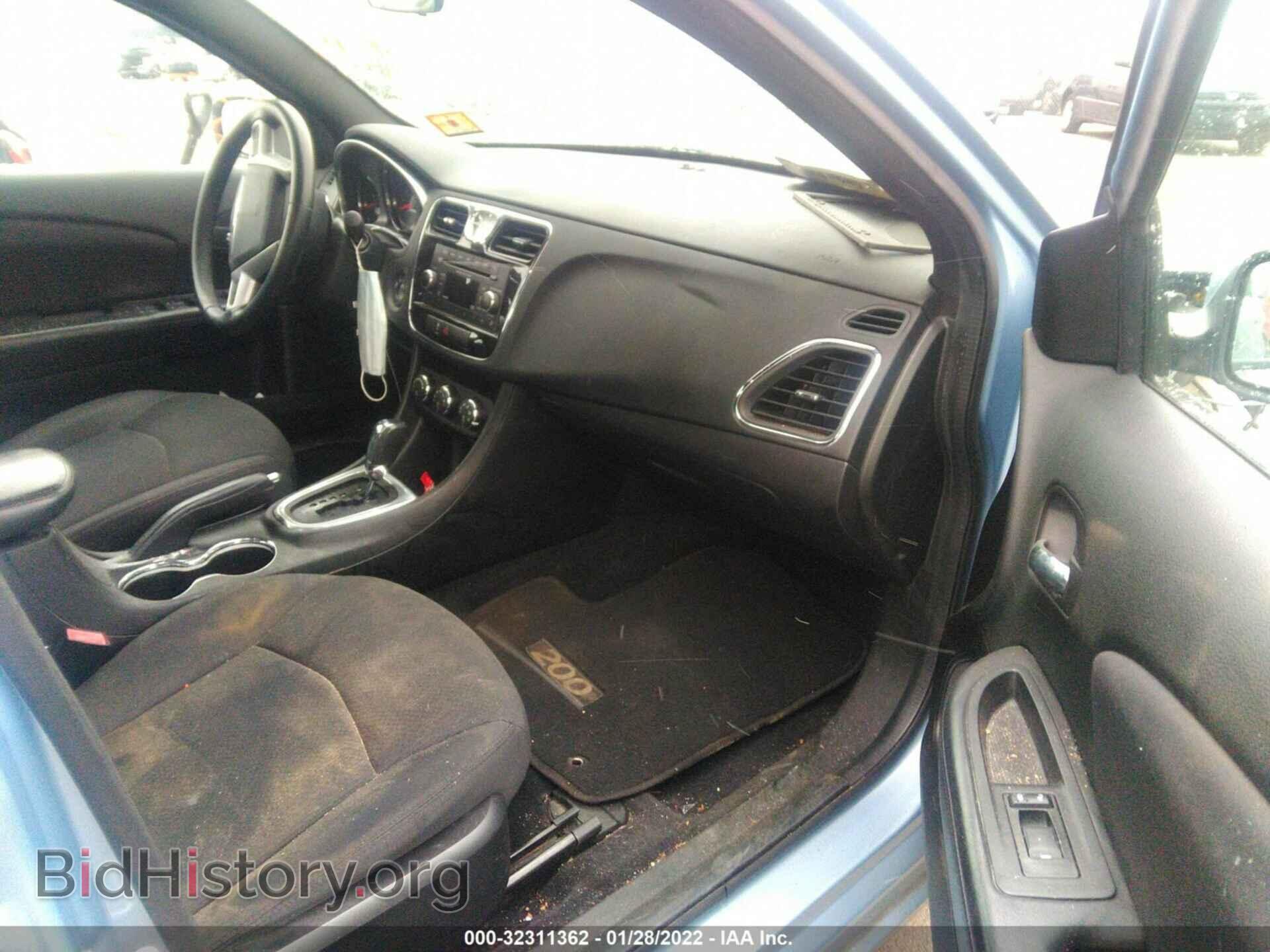 2014 CHRYSLER 200 - VIN: 1C3CCBBG2EN106541 - Фото 5