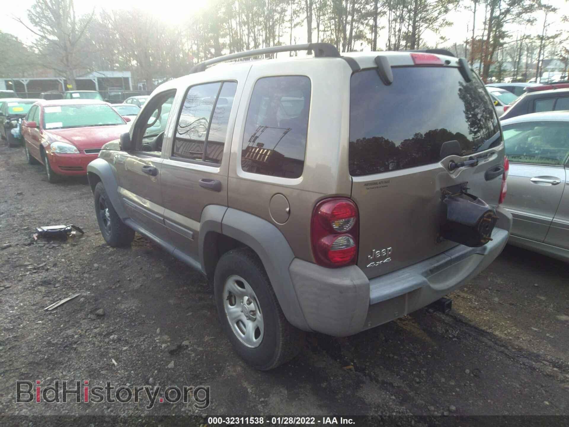 2006 JEEP LIBERTY - VIN: 1J4GL48K76W163473 - Фото 3