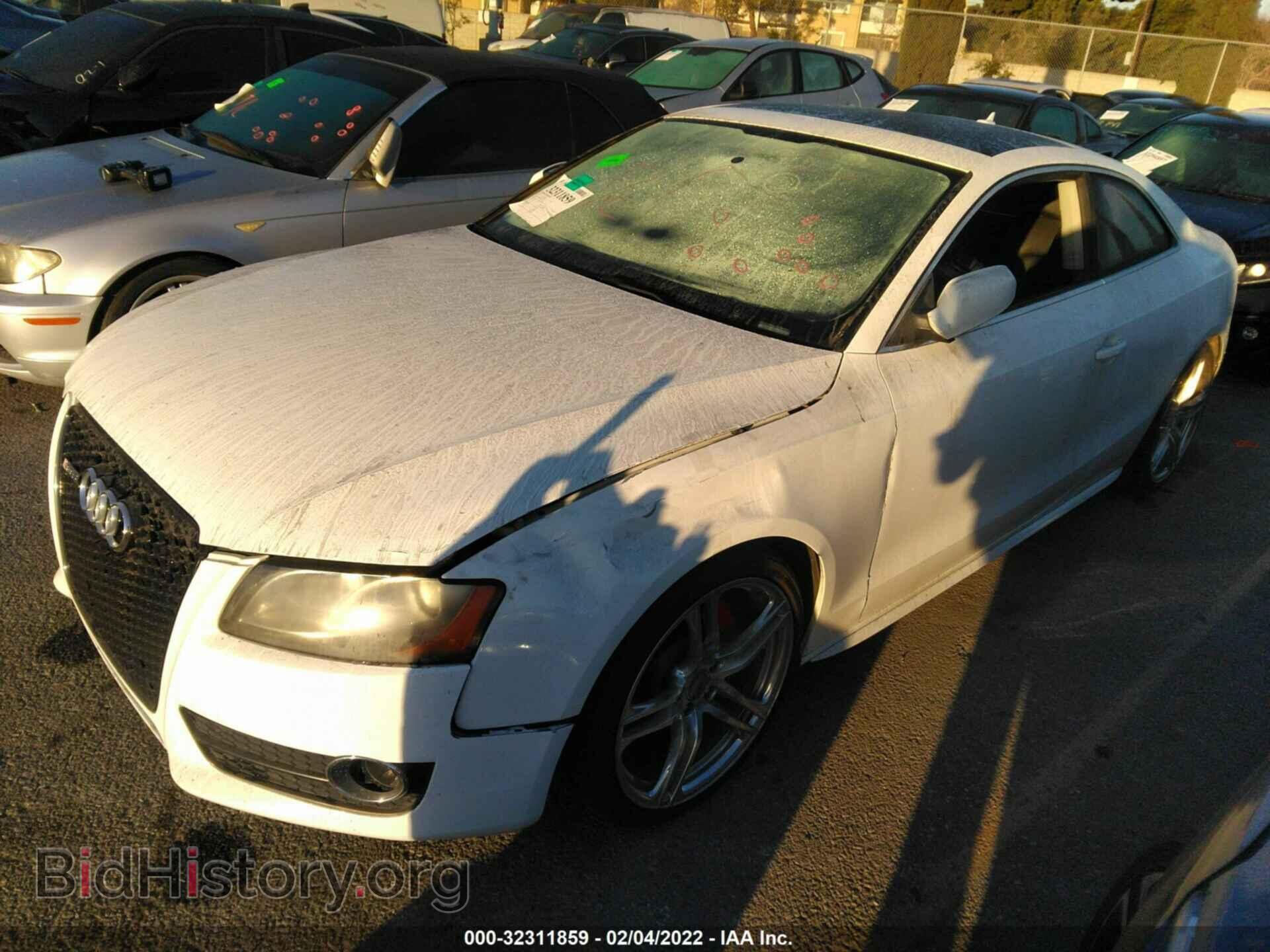 2011 AUDI A5 - VIN: WAUCFAFR5BA033755 - Фото 2