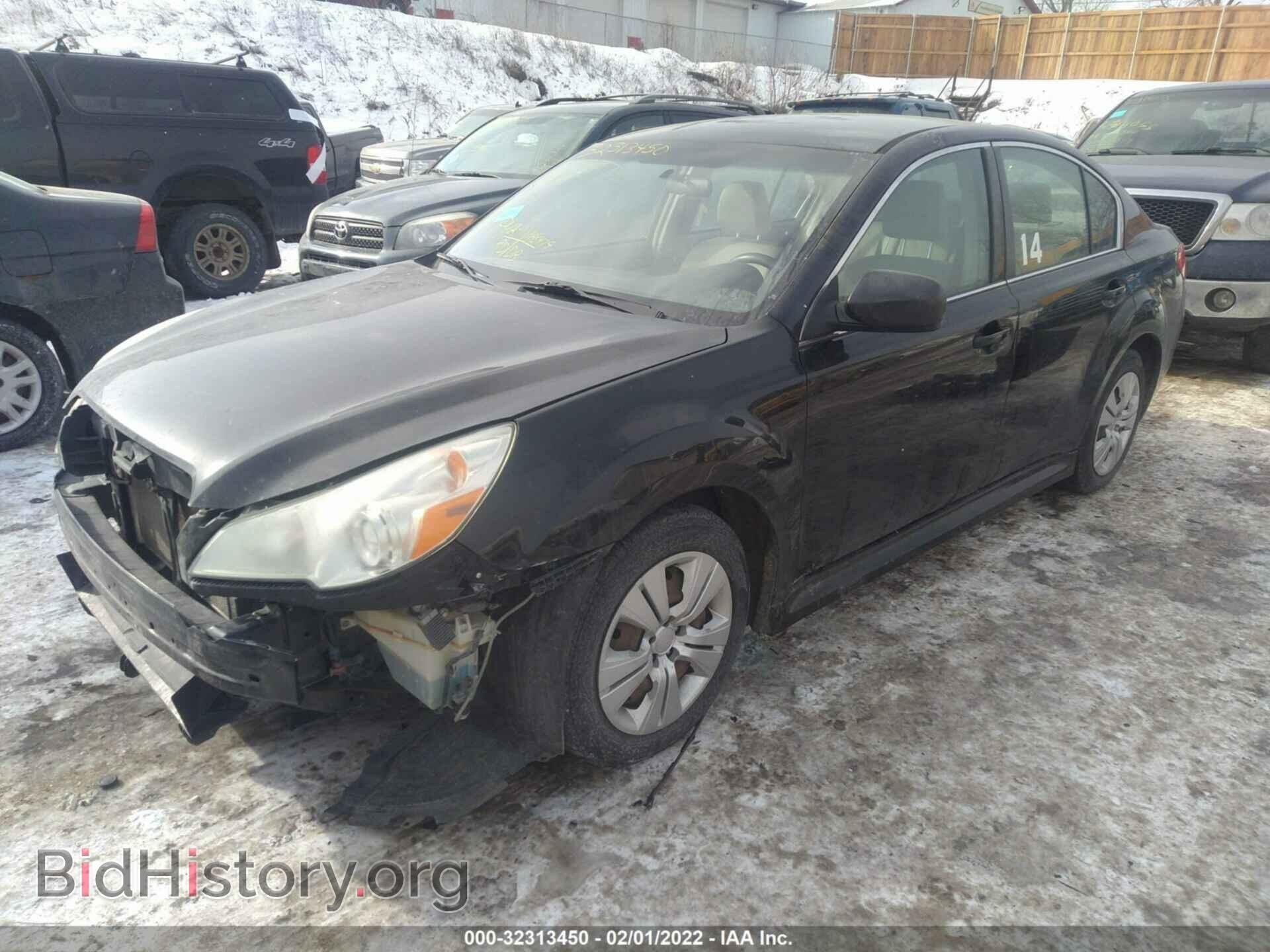 2011 SUBARU LEGACY - VIN: 4S3BMCA67B3233473 - Фото 2