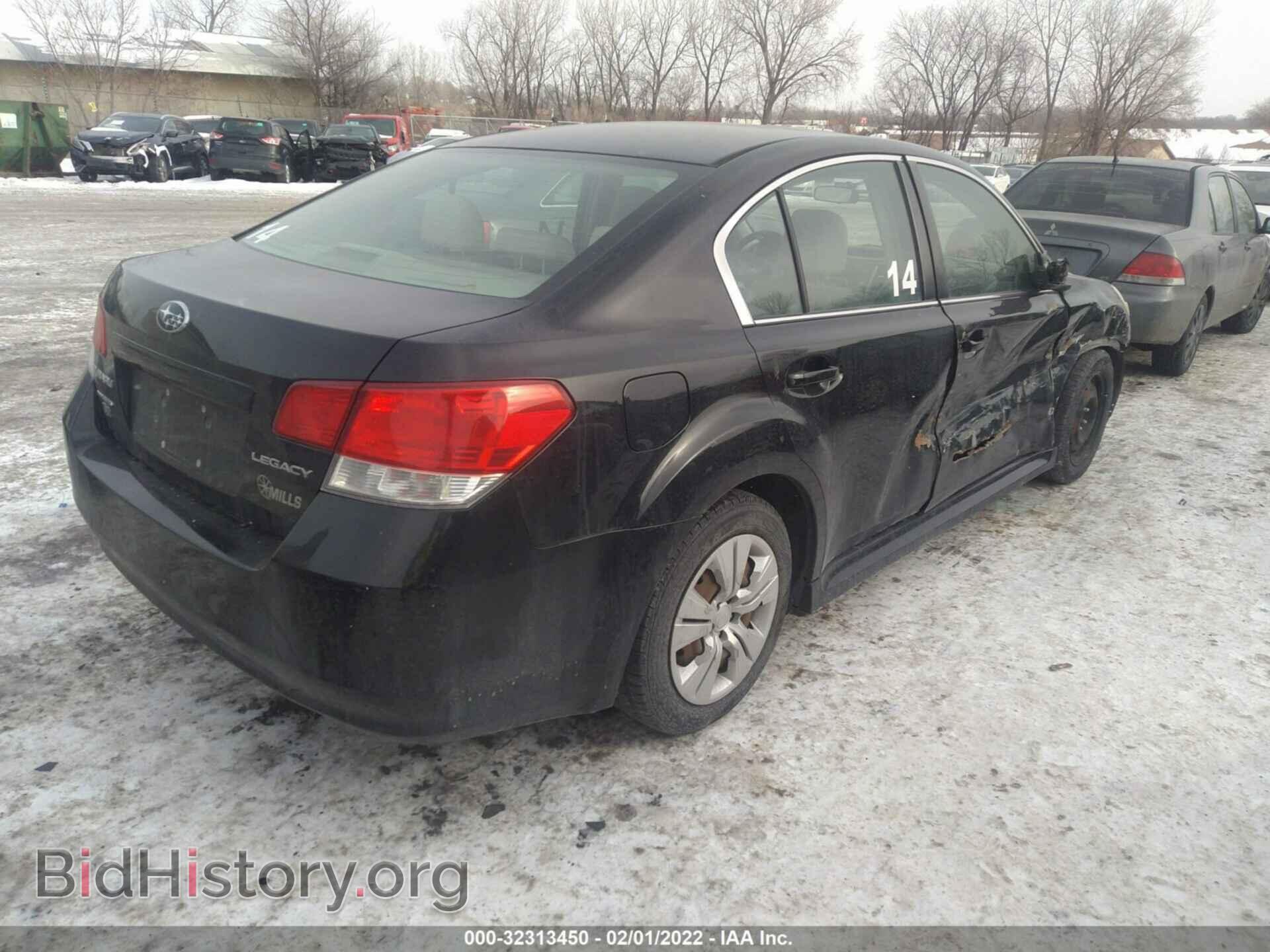 2011 SUBARU LEGACY - VIN: 4S3BMCA67B3233473 - Фото 4