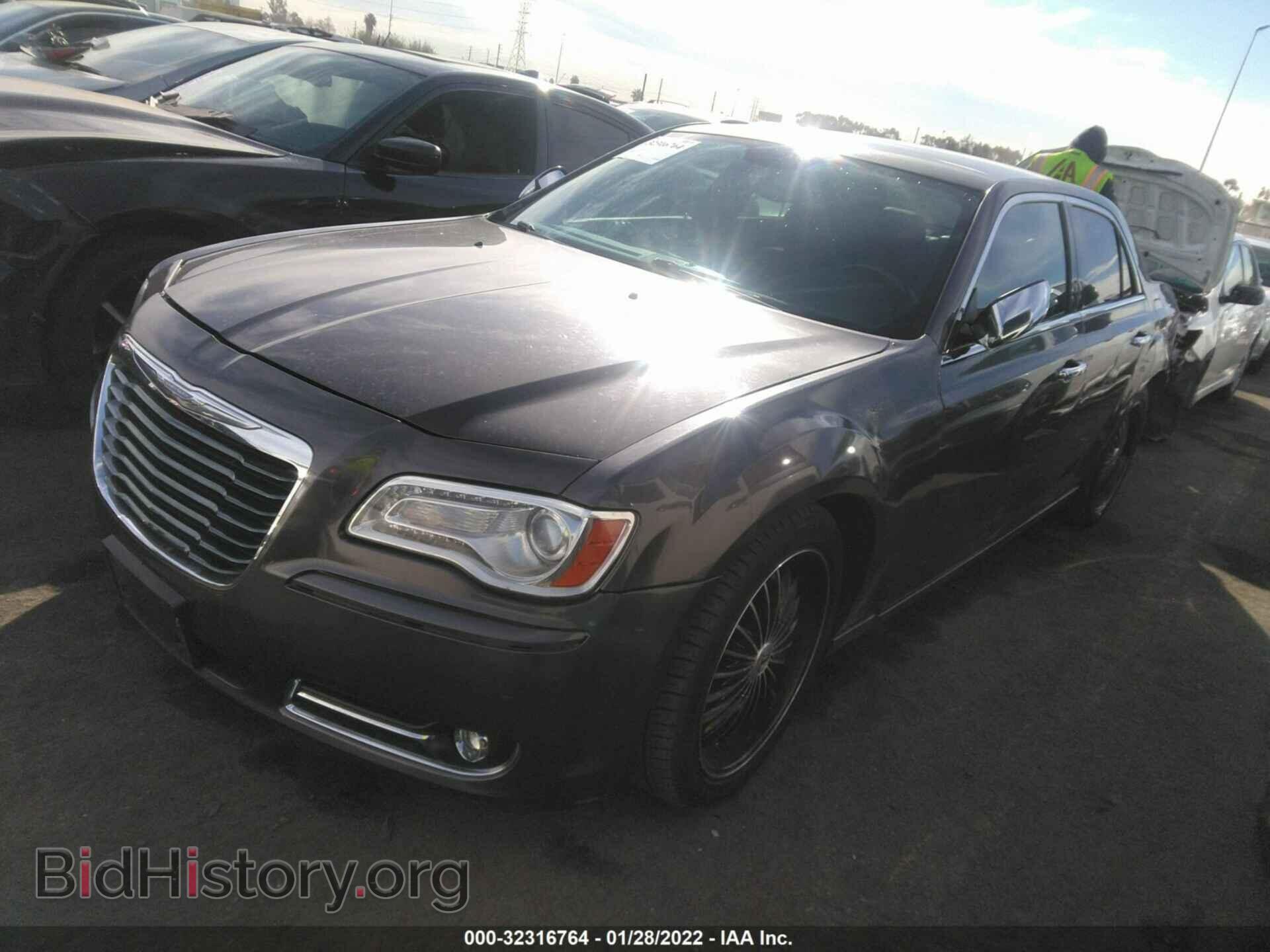 2013 CHRYSLER 300 - VIN: 2C3CCAEG9DH542994 - Фото 2
