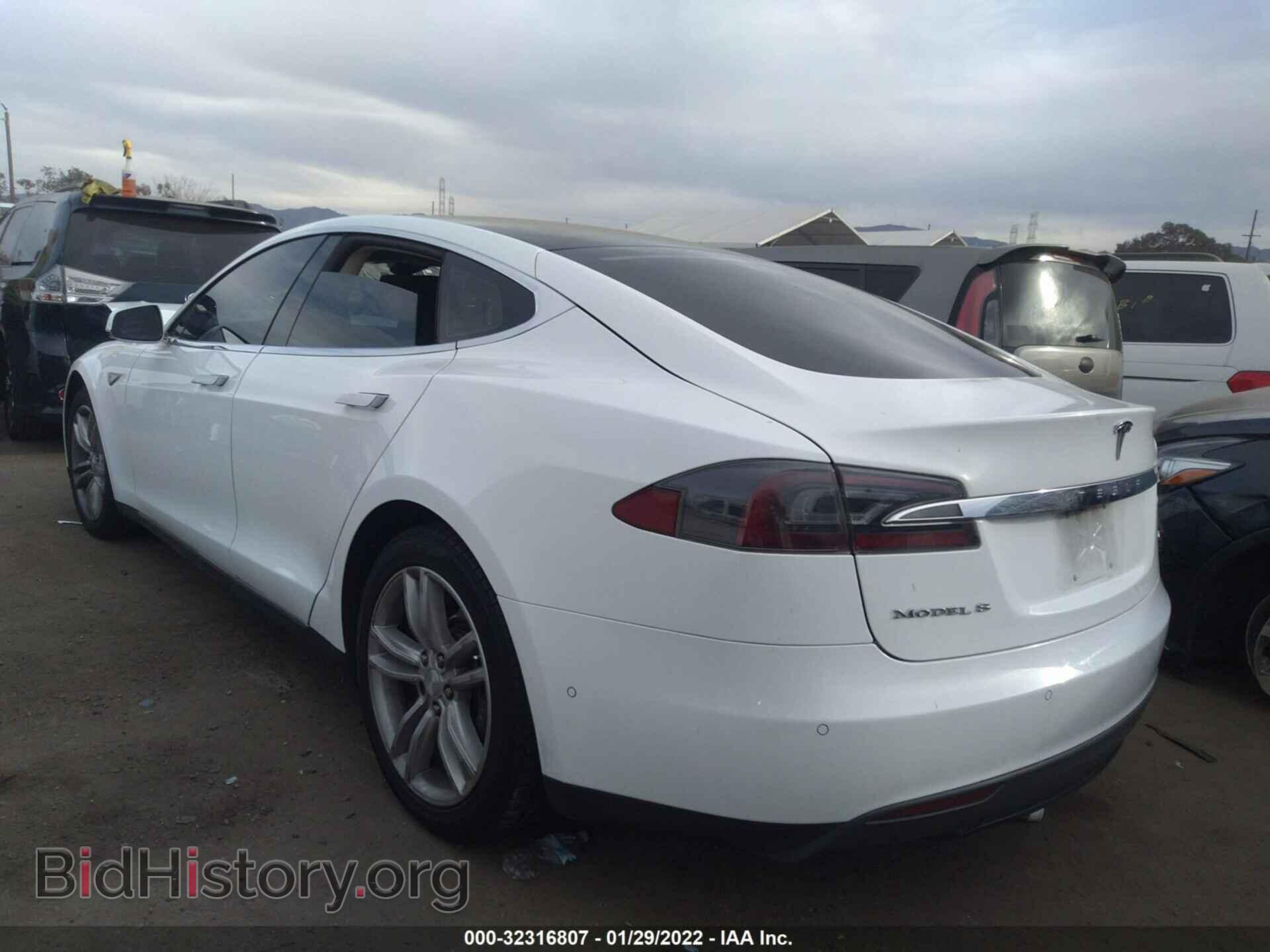 2014 TESLA MODEL S - VIN: 5YJSA1S12EFP54141 - Фото 3