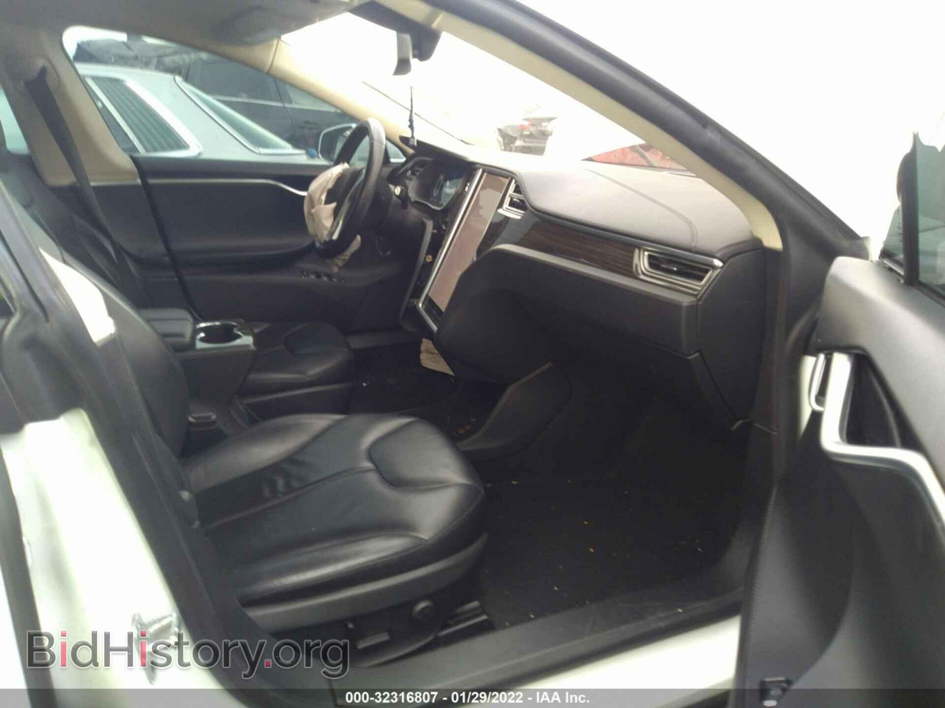 2014 TESLA MODEL S - VIN: 5YJSA1S12EFP54141 - Фото 5