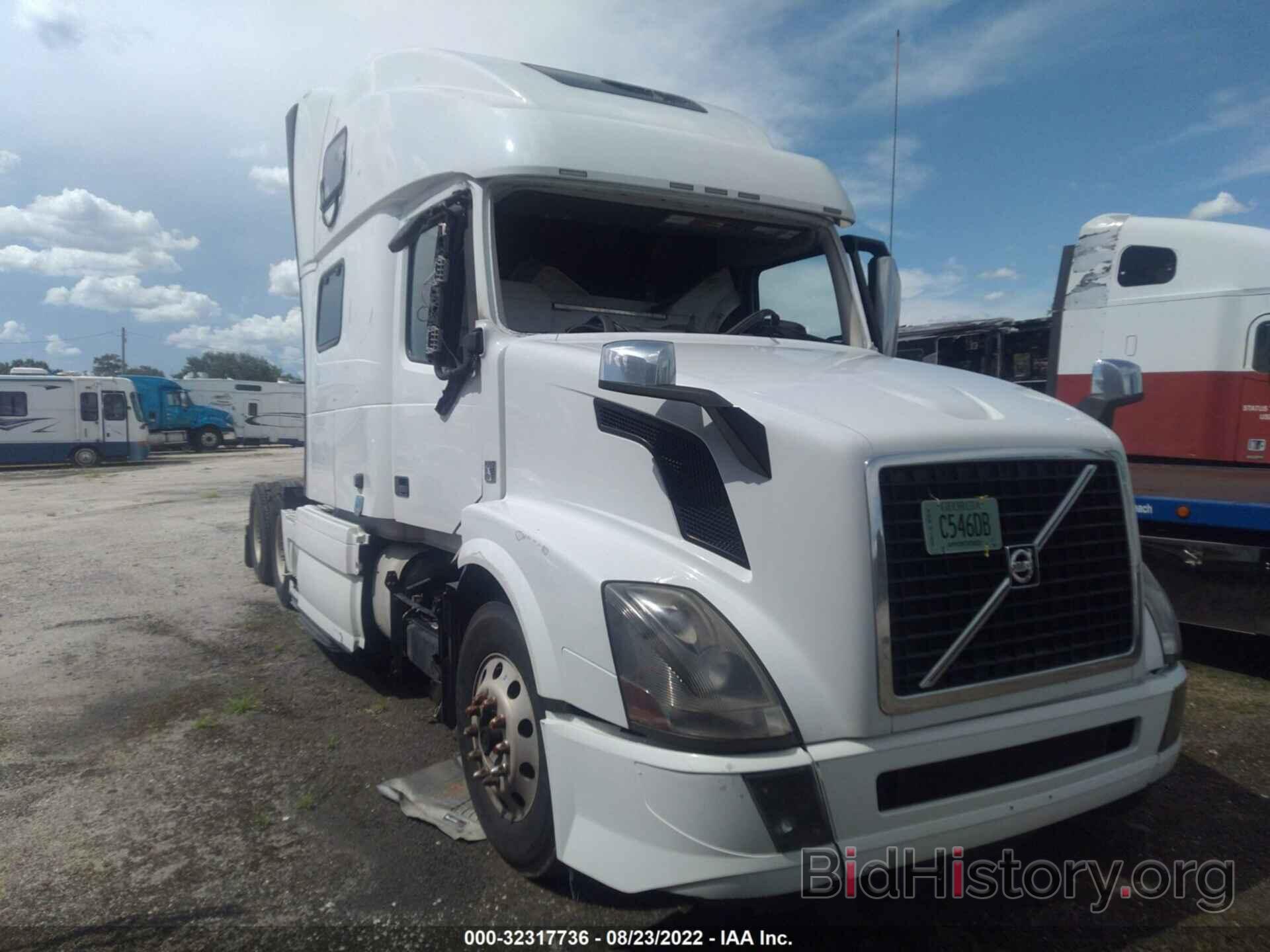 Photo 4V4NC9EH3HN989625 - VOLVO VN 2017