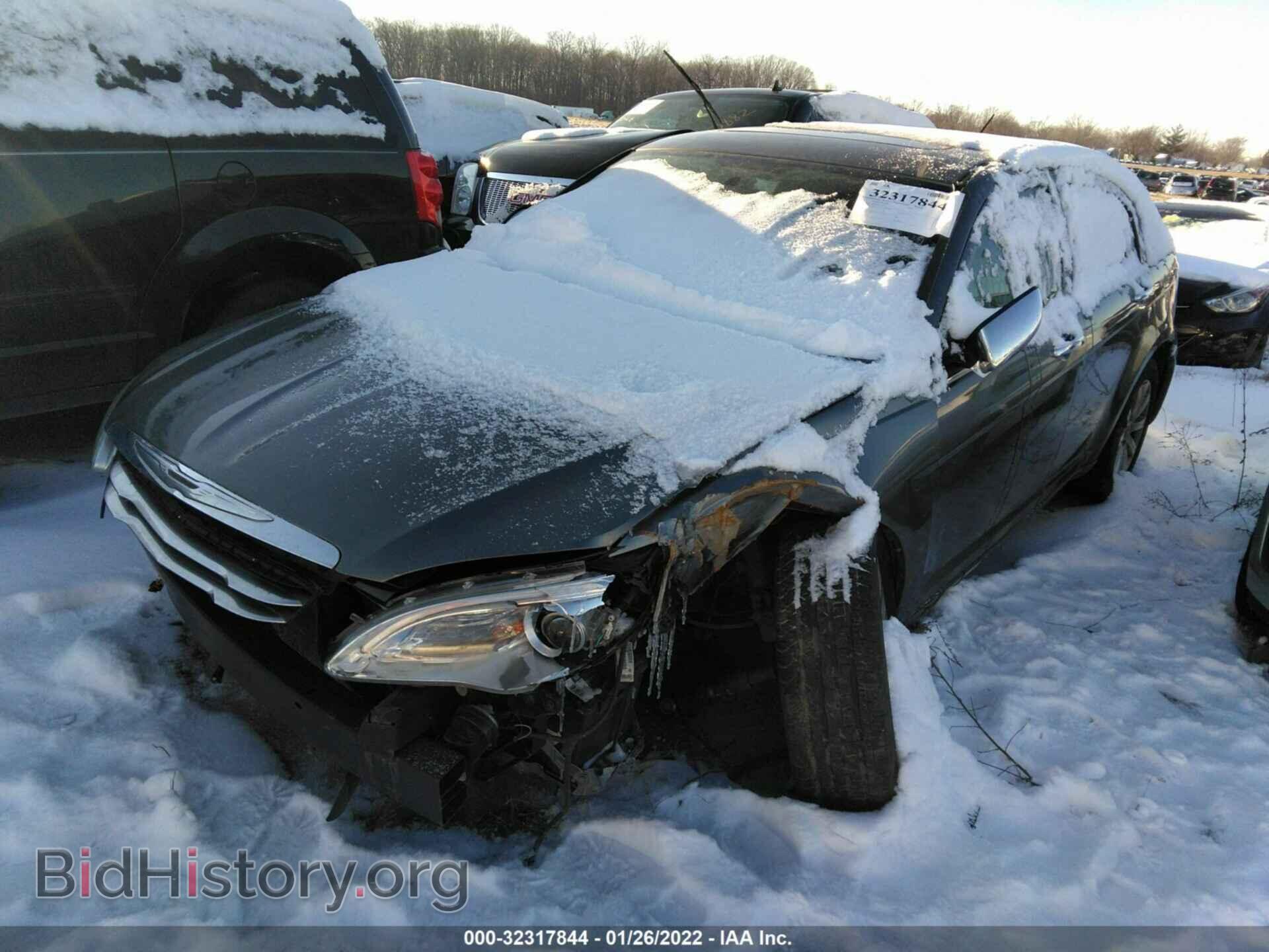 2013 CHRYSLER 200 - VIN: 1C3CCBCG1DN650171 - Фото 2