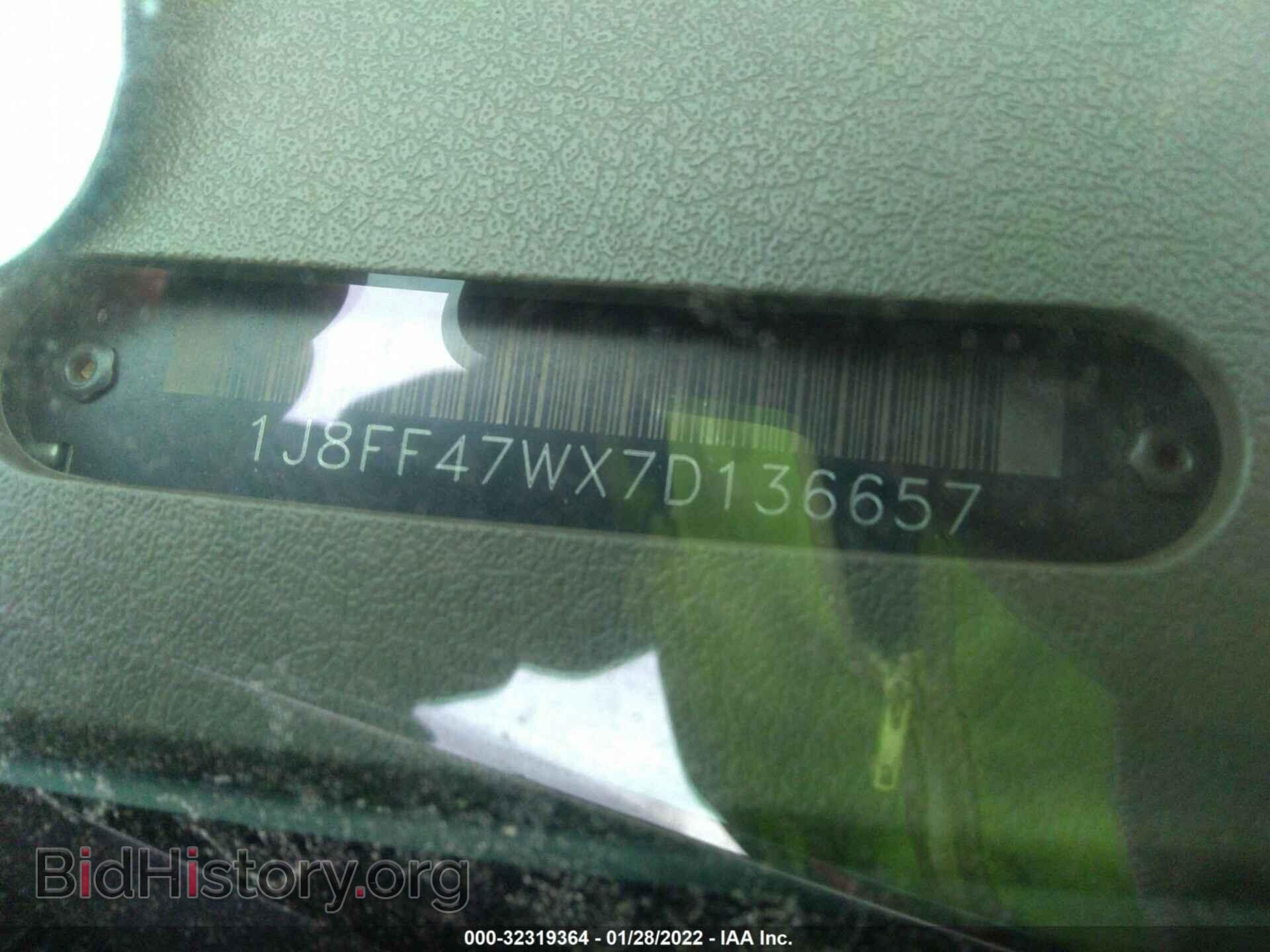 2007 JEEP COMPASS - VIN: 1J8FF47WX7D136657 - Фото 9