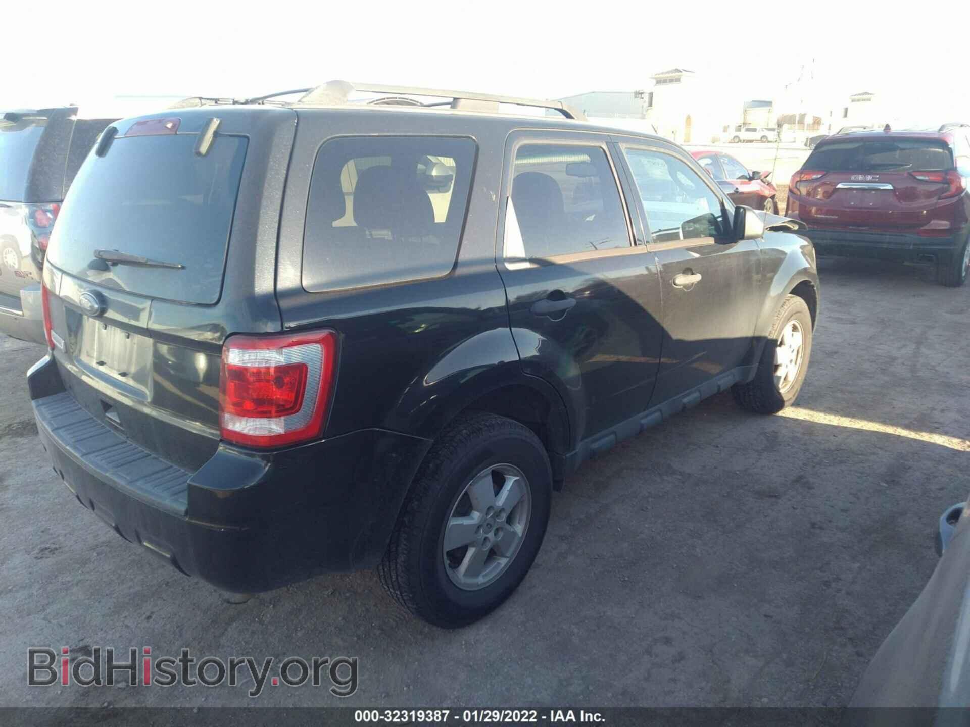 2011 FORD ESCAPE - VIN: 1FMCU9D74BKA96196 - Фото 4