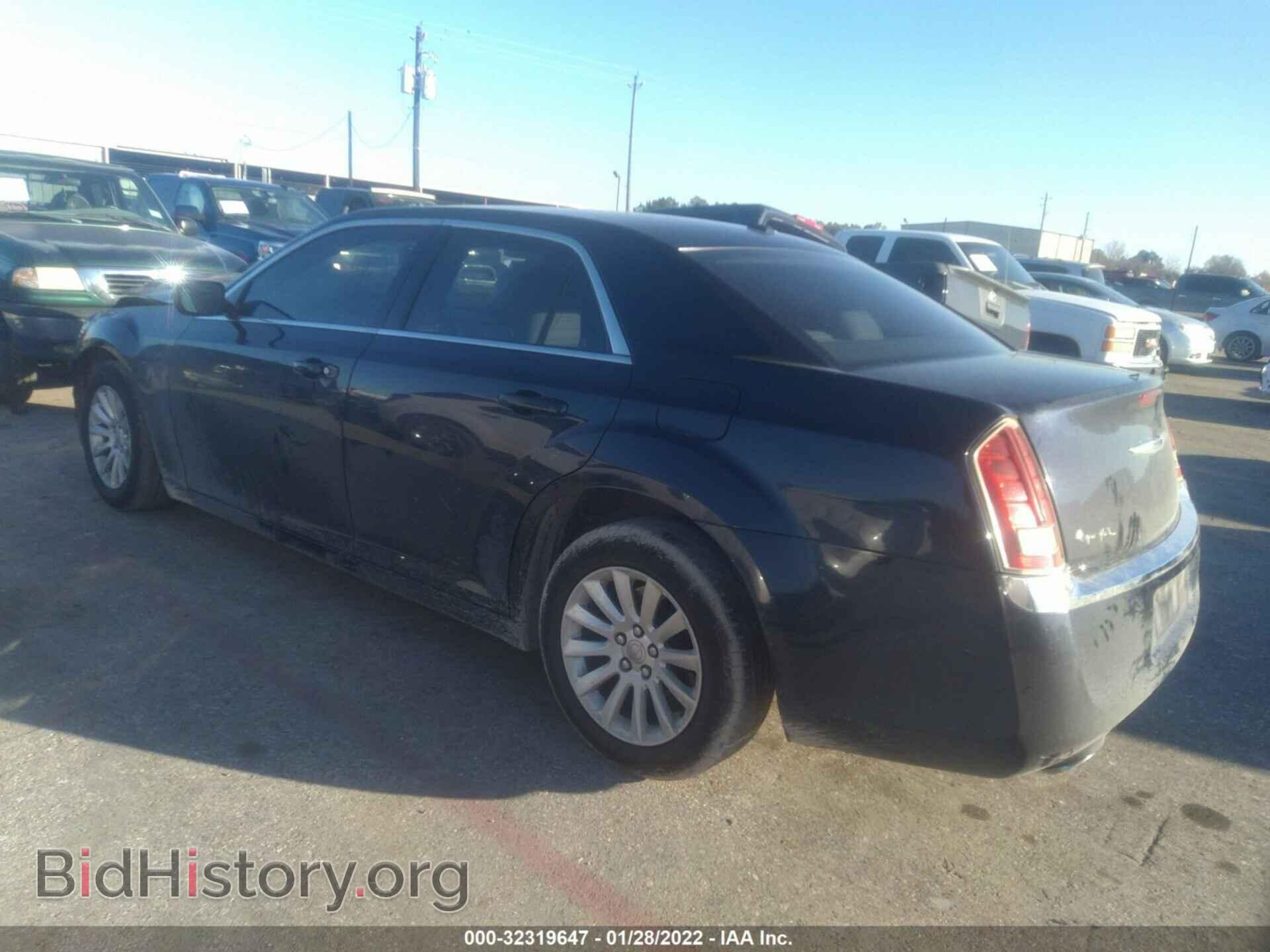 2012 CHRYSLER 300 - VIN: 2C3CCAAG7CH143263 - Photo 3