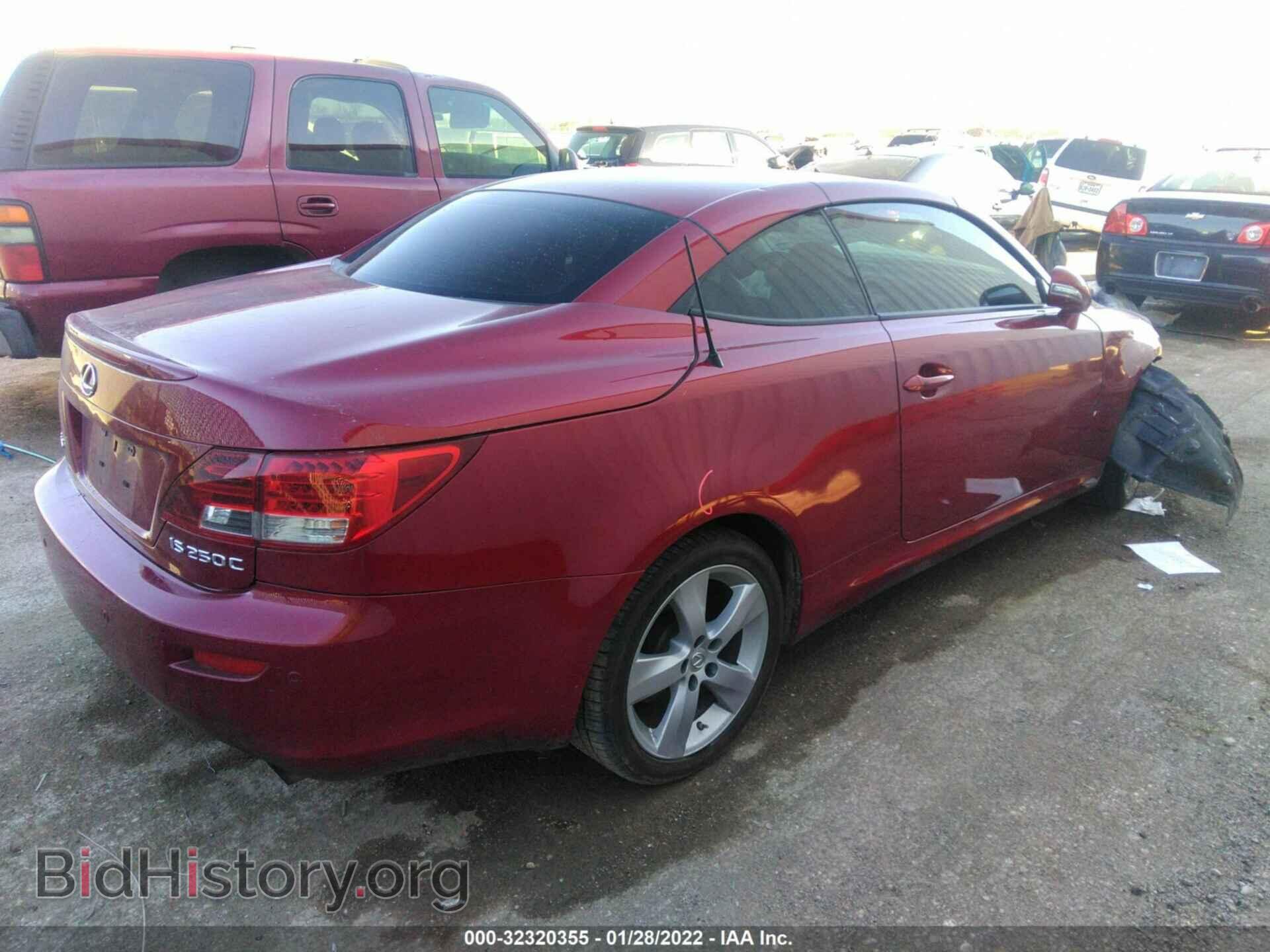 2011 LEXUS IS 250C - VIN: JTHFF2C25B2519679 - Photo 4