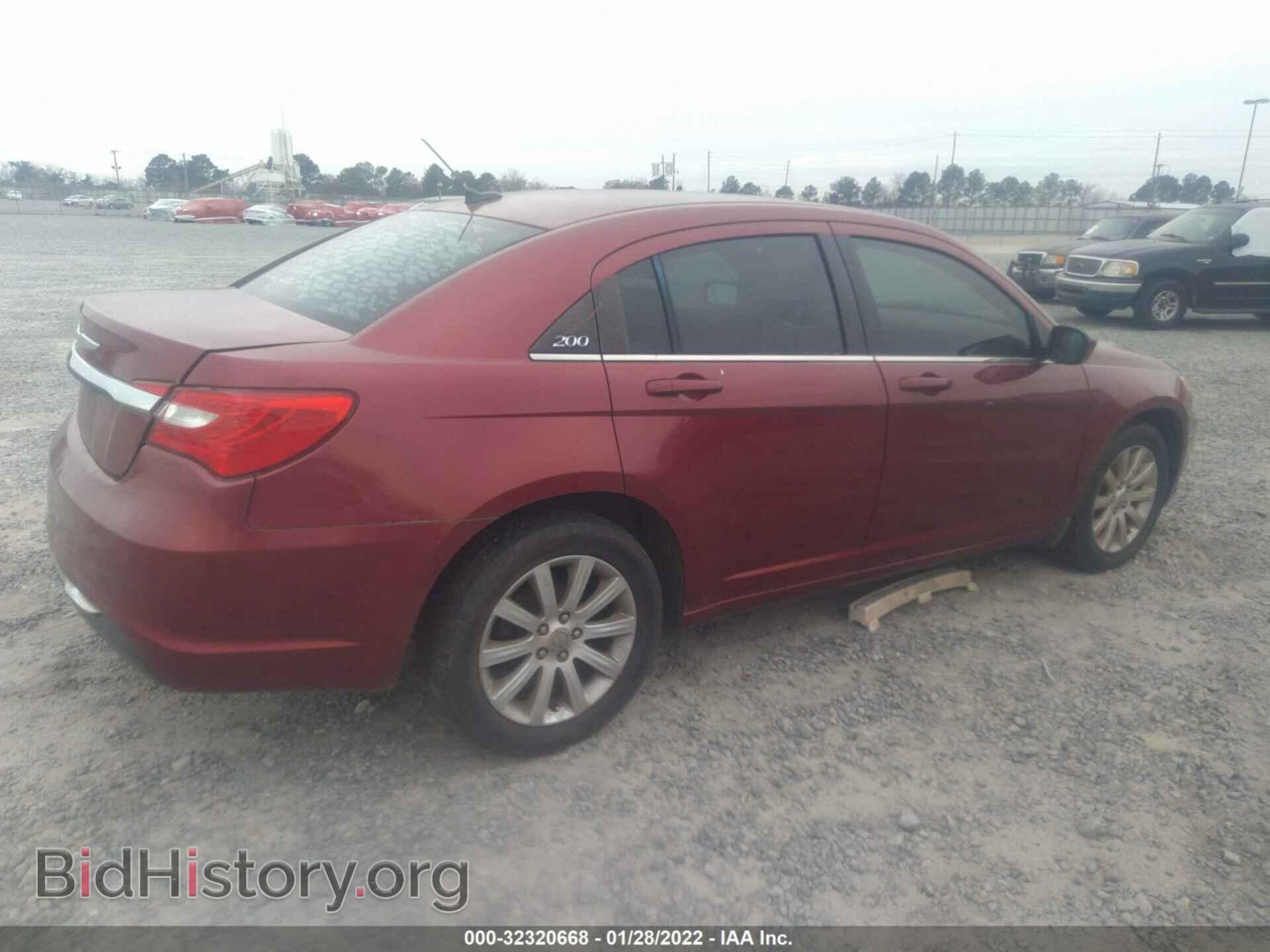 2013 CHRYSLER 200 - VIN: 1C3CCBBB2DN600353 - Фото 4