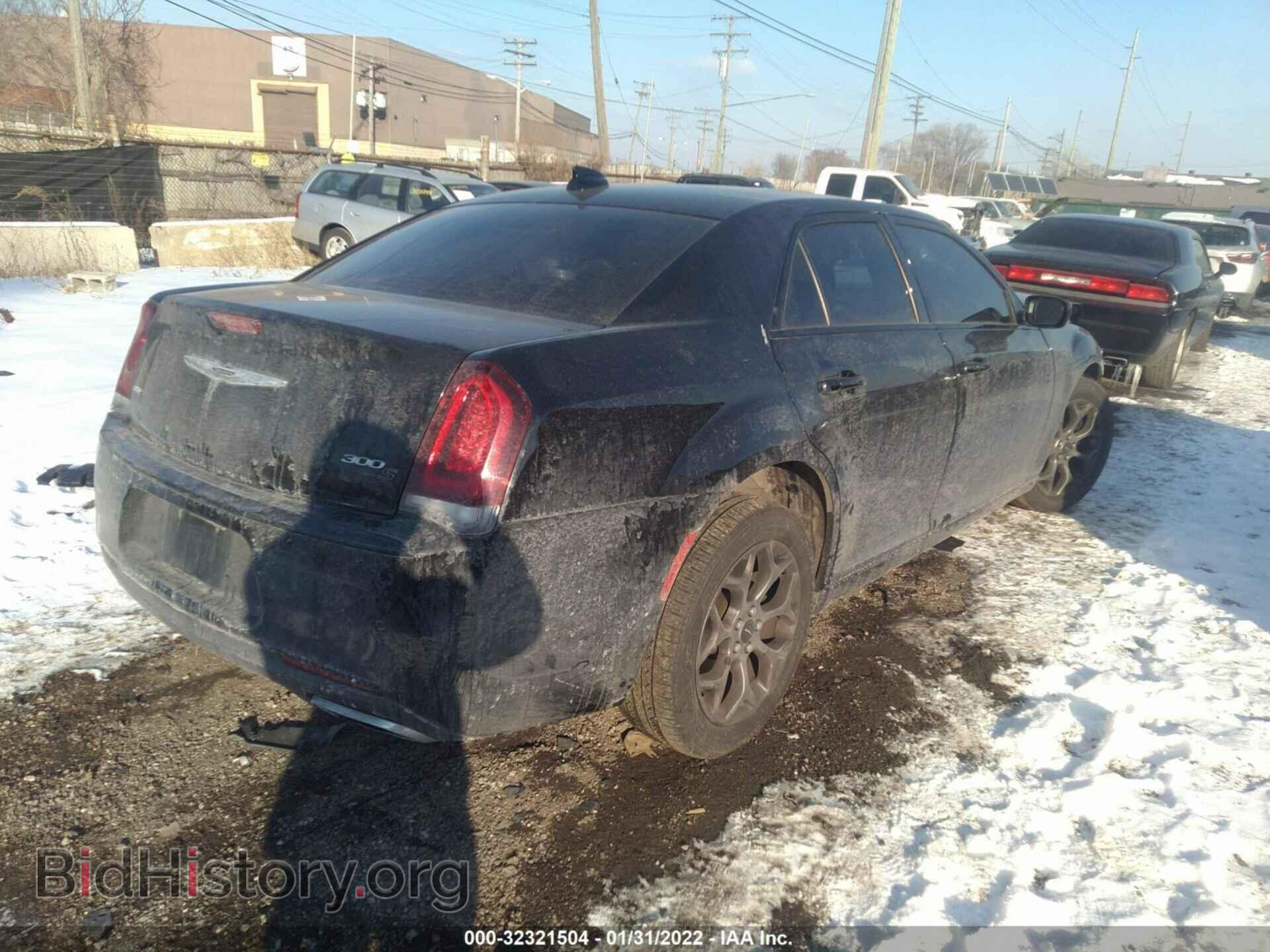 2015 CHRYSLER 300 - VIN: 2C3CCAGG3FH876292 - Фото 4
