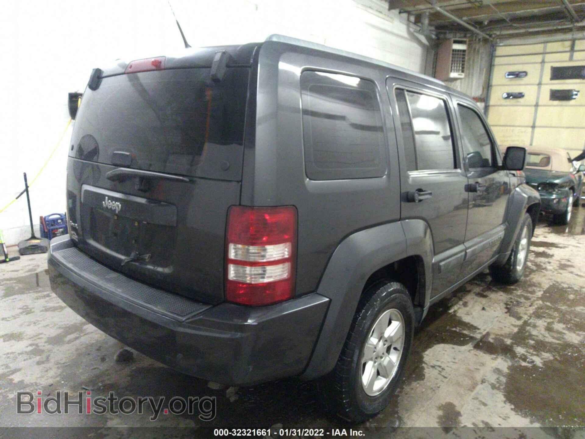 2011 JEEP LIBERTY - VIN: 1J4PN2GK2BW520973 - Фото 4