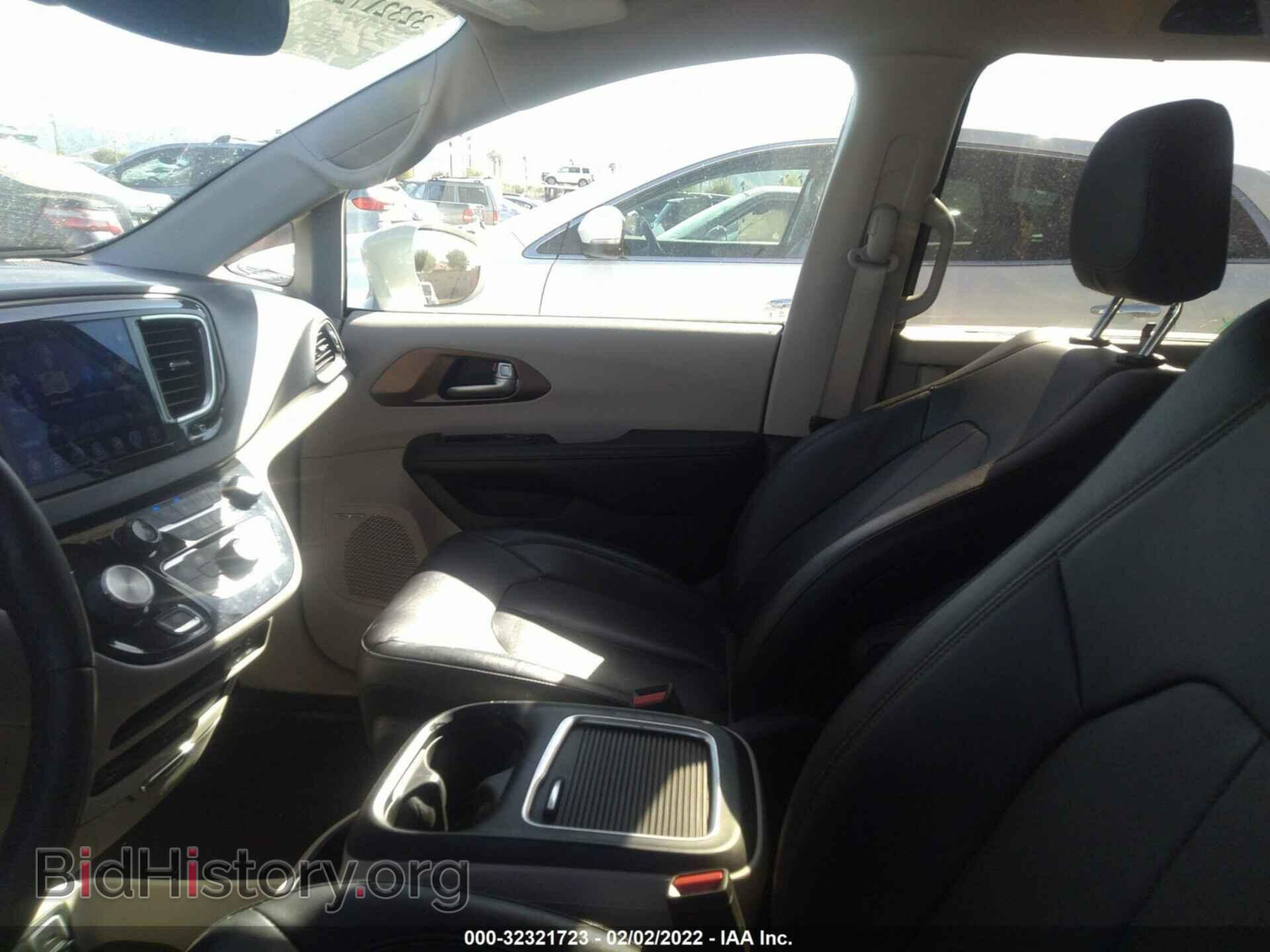 2017 CHRYSLER PACIFICA - VIN: 2C4RC1EG3HR734059 - Фото 4