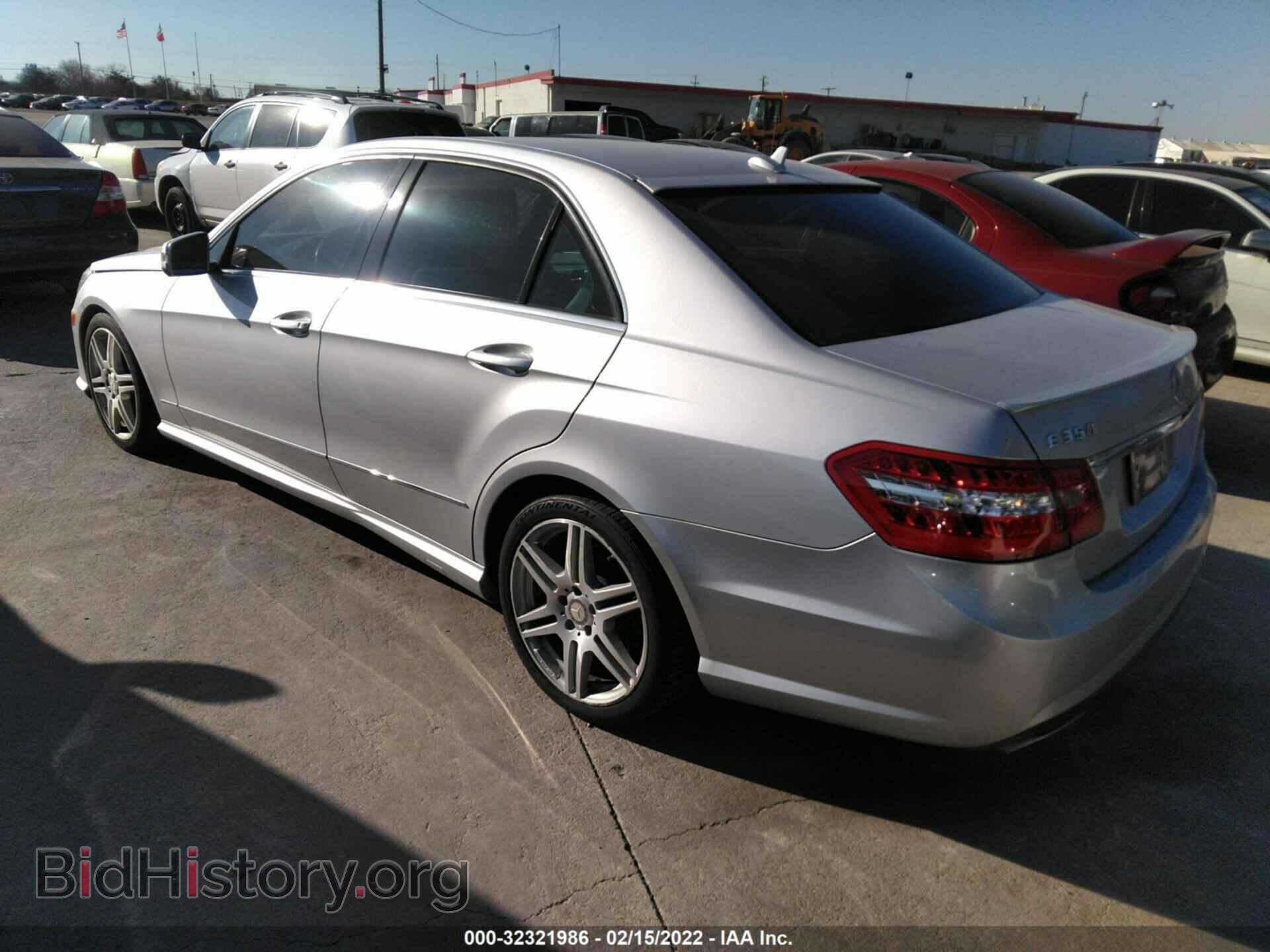 2011 MERCEDES-BENZ E-CLASS - VIN: WDDHF5GB3BA272339 - Фото 3