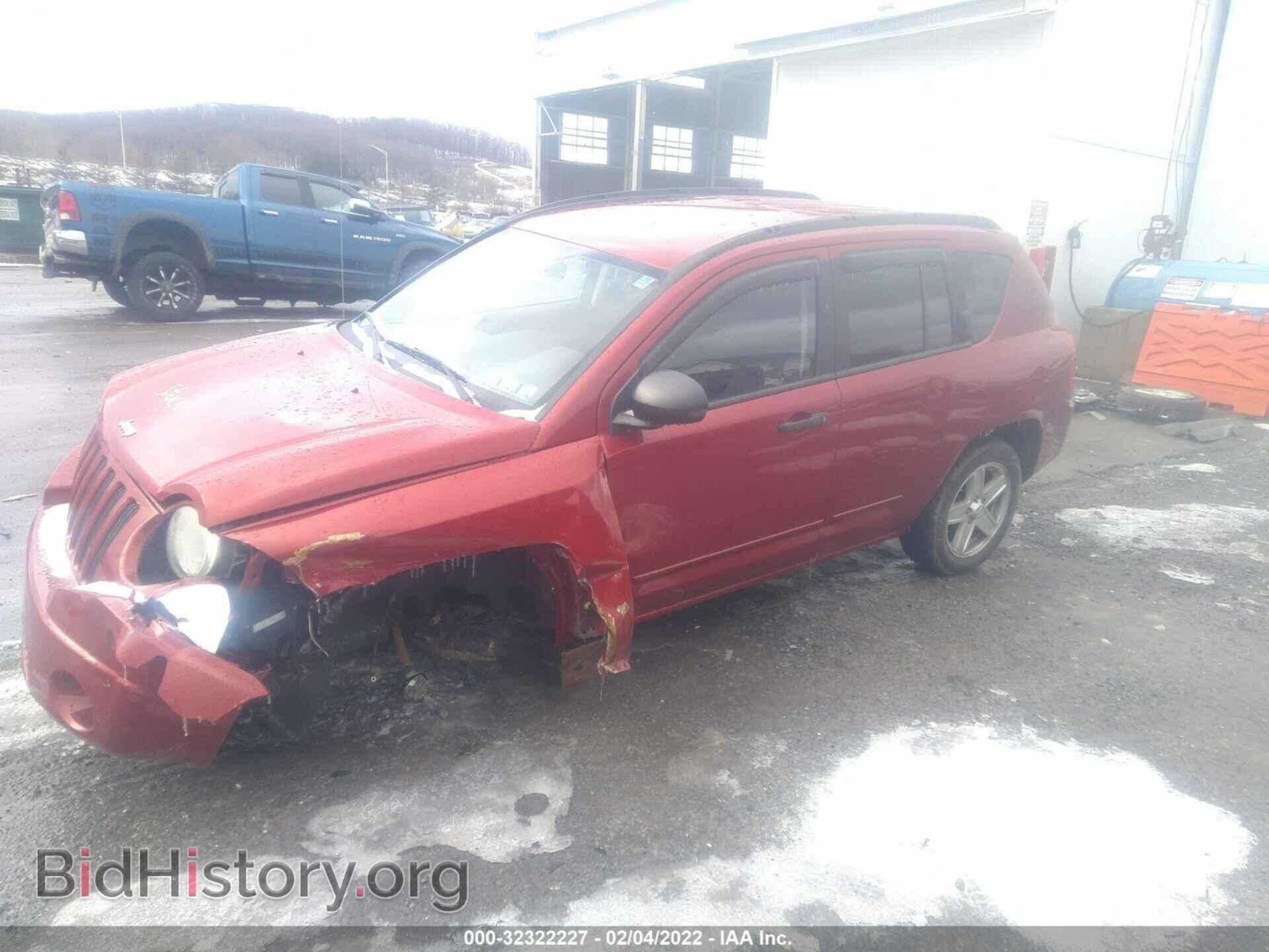 2009 JEEP COMPASS - VIN: 1J4FF47B89D137257 - Фото 2
