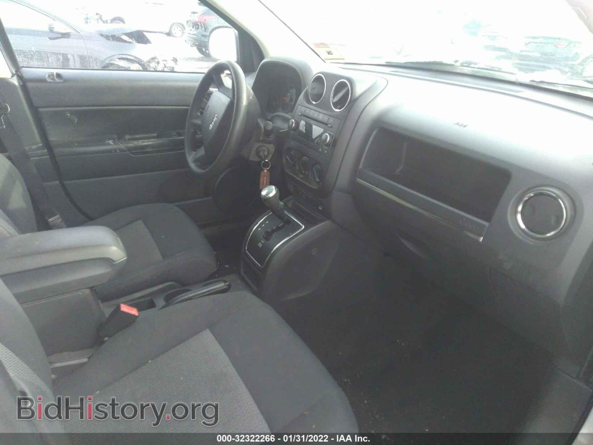 2009 JEEP COMPASS - VIN: 1J4FT47B19D218089 - Фото 5