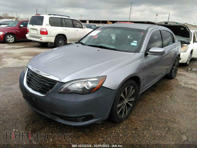 2013 Chrysler 200 (VIN 1C3CCBBB7DN585073) — photo 2 of 11