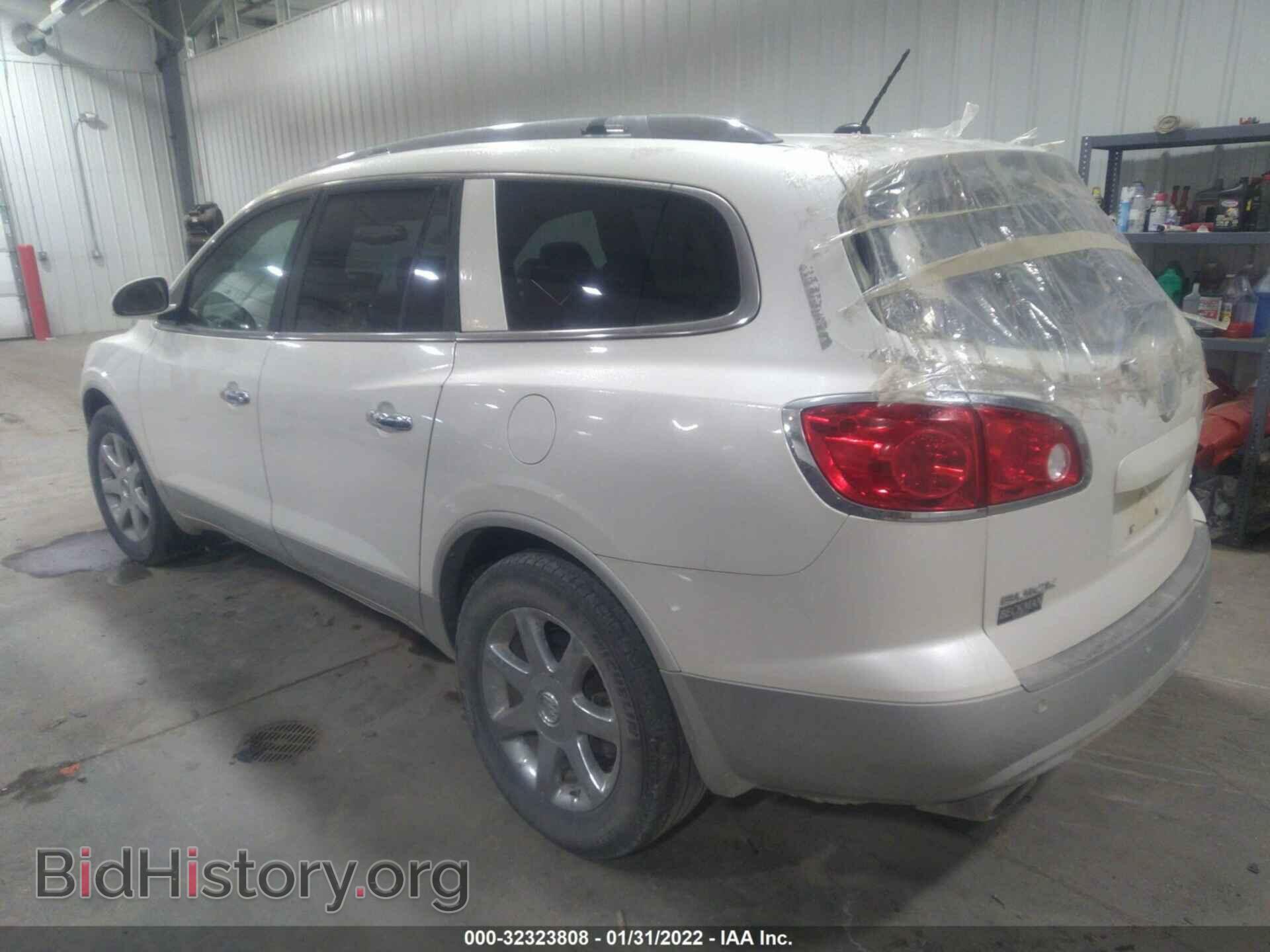 2008 BUICK ENCLAVE - VIN: 5GAEV23738J158058 - Фото 3