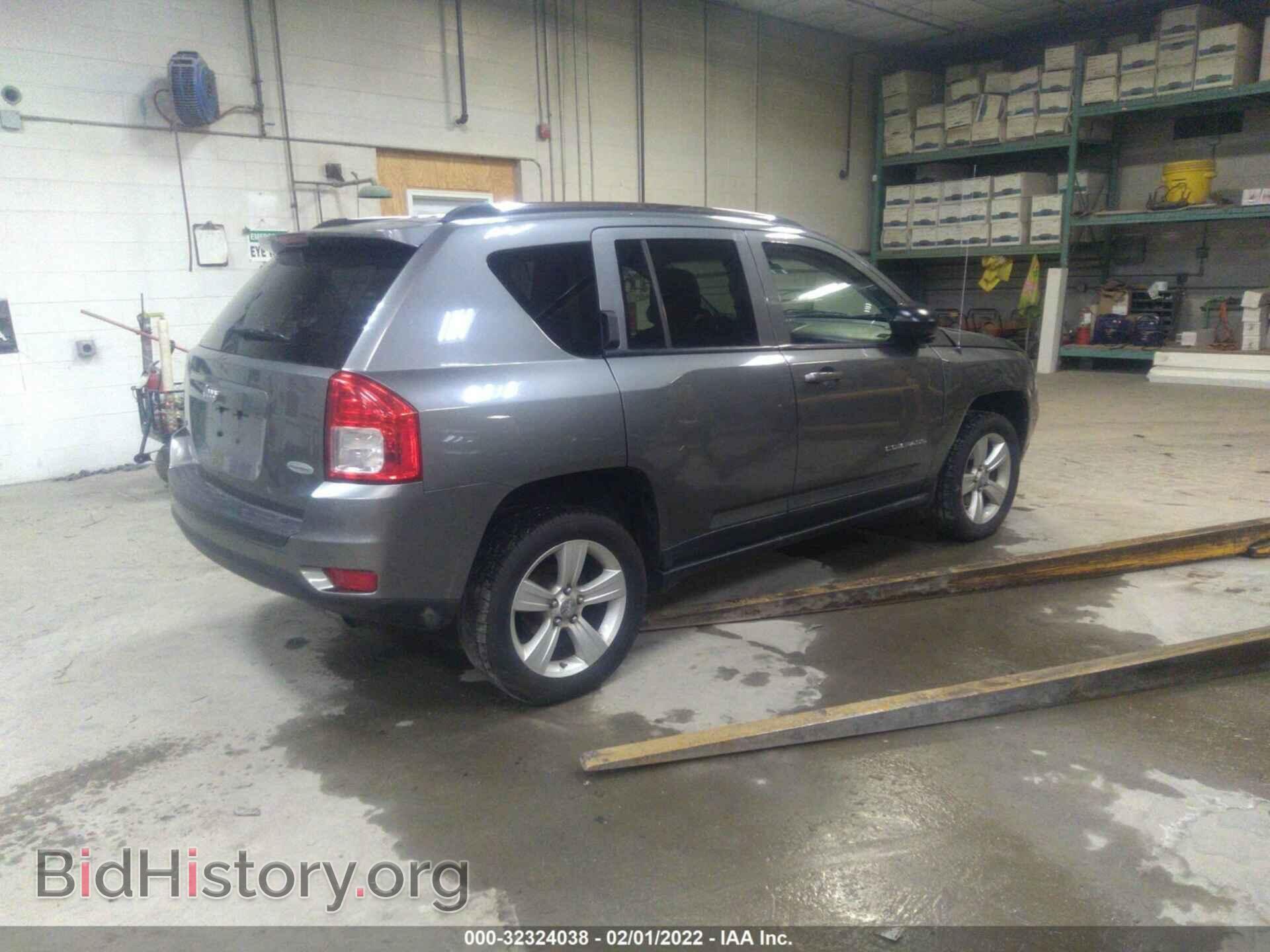 2011 JEEP COMPASS - VIN: 1J4NF1FB8BD223248 - Photo 4