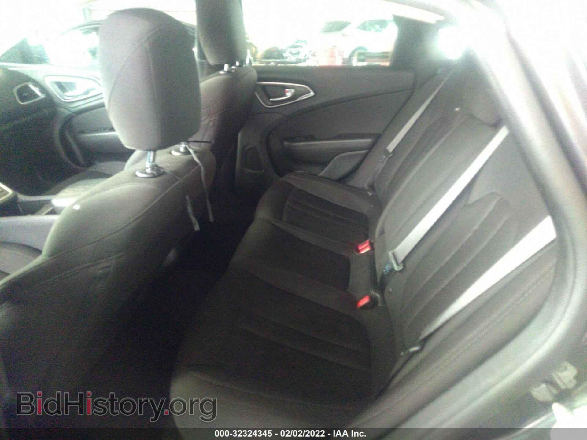 2016 CHRYSLER 200 - VIN: 1C3CCCFB8GN195412 - Фото 8