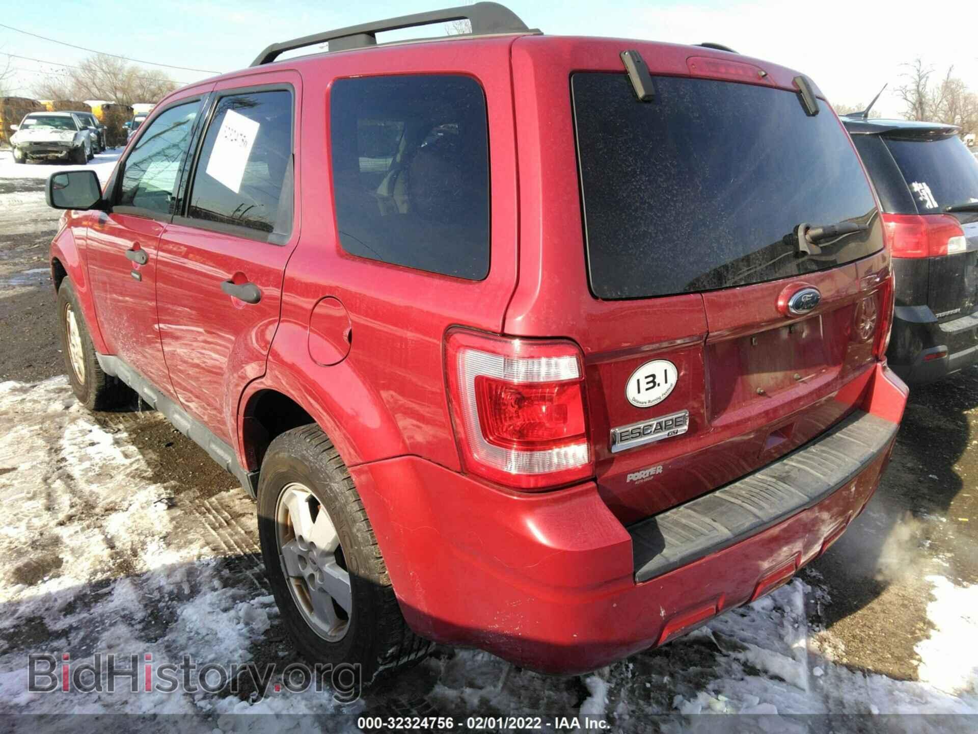 2010 FORD ESCAPE - VIN: 1FMCU0D71AKC24629 - Фото 3