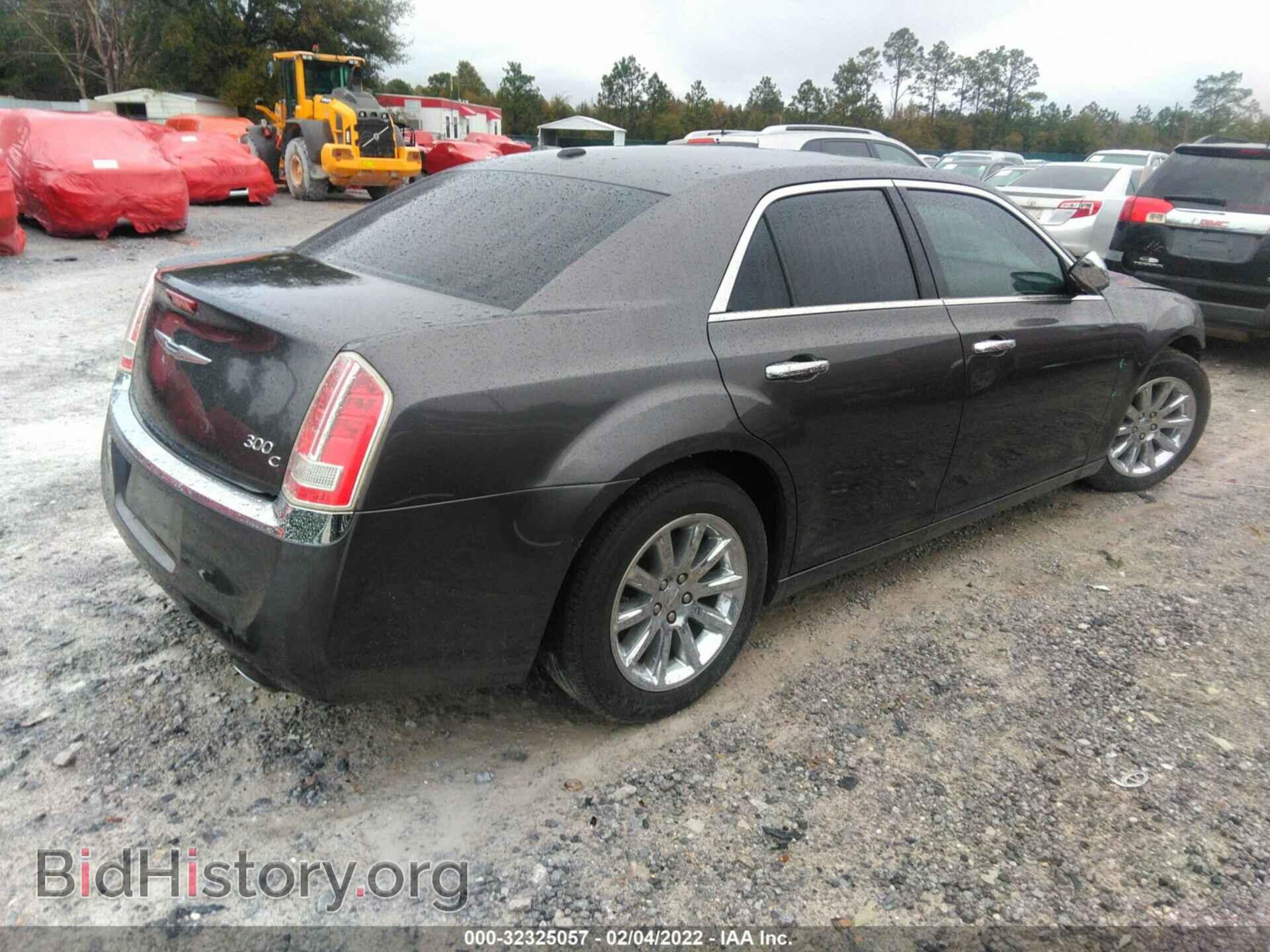 2014 CHRYSLER 300 - VIN: 2C3CCAET1EH117865 - Фото 4