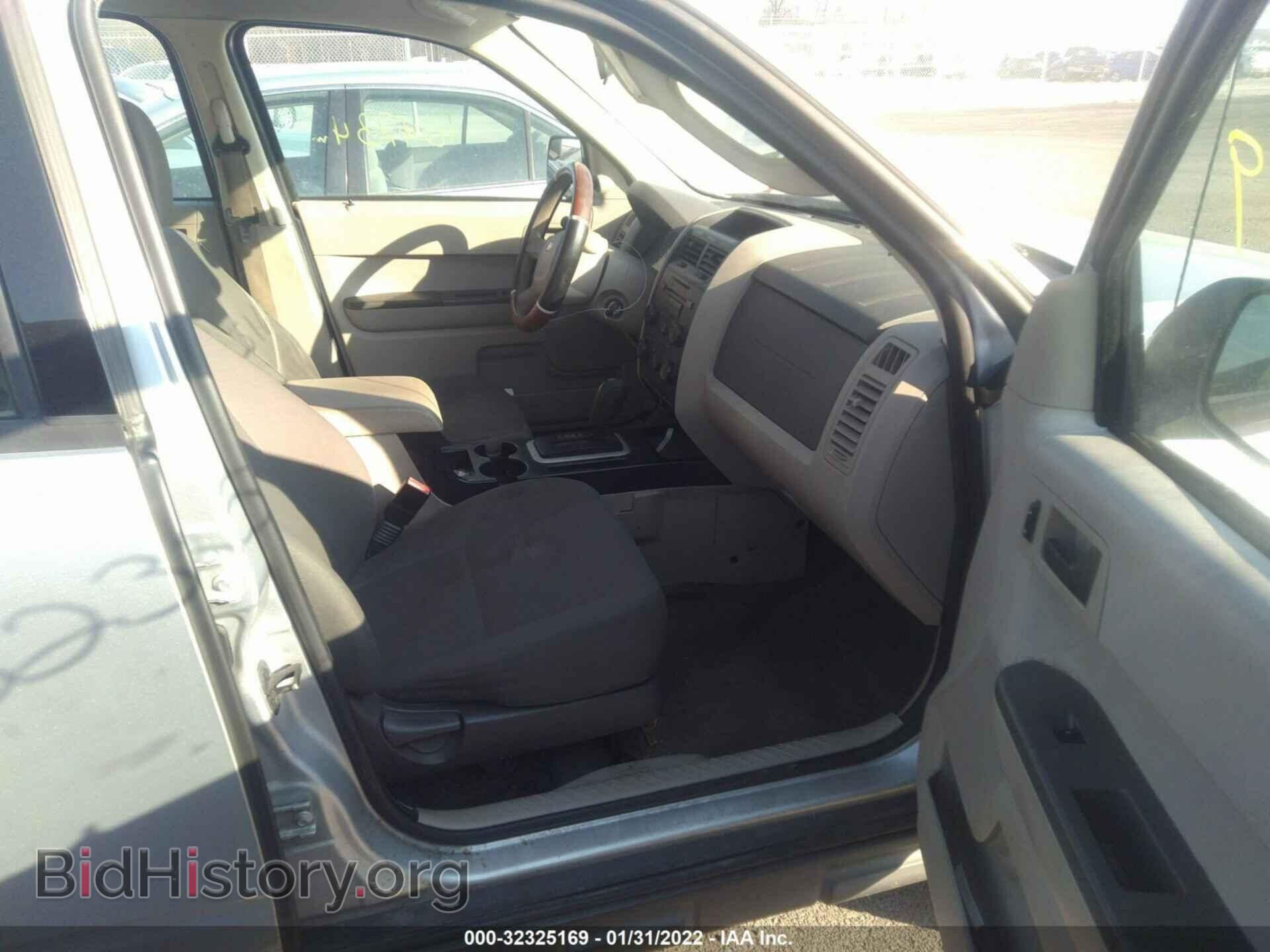 2010 FORD ESCAPE - VIN: 1FMCU9C78AKC16193 - Photo 5