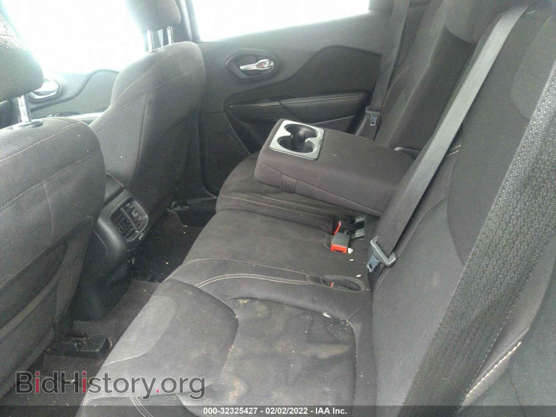 2016 JEEP CHEROKEE - VIN: 1C4PJLCB4GW355853 - Фото 8
