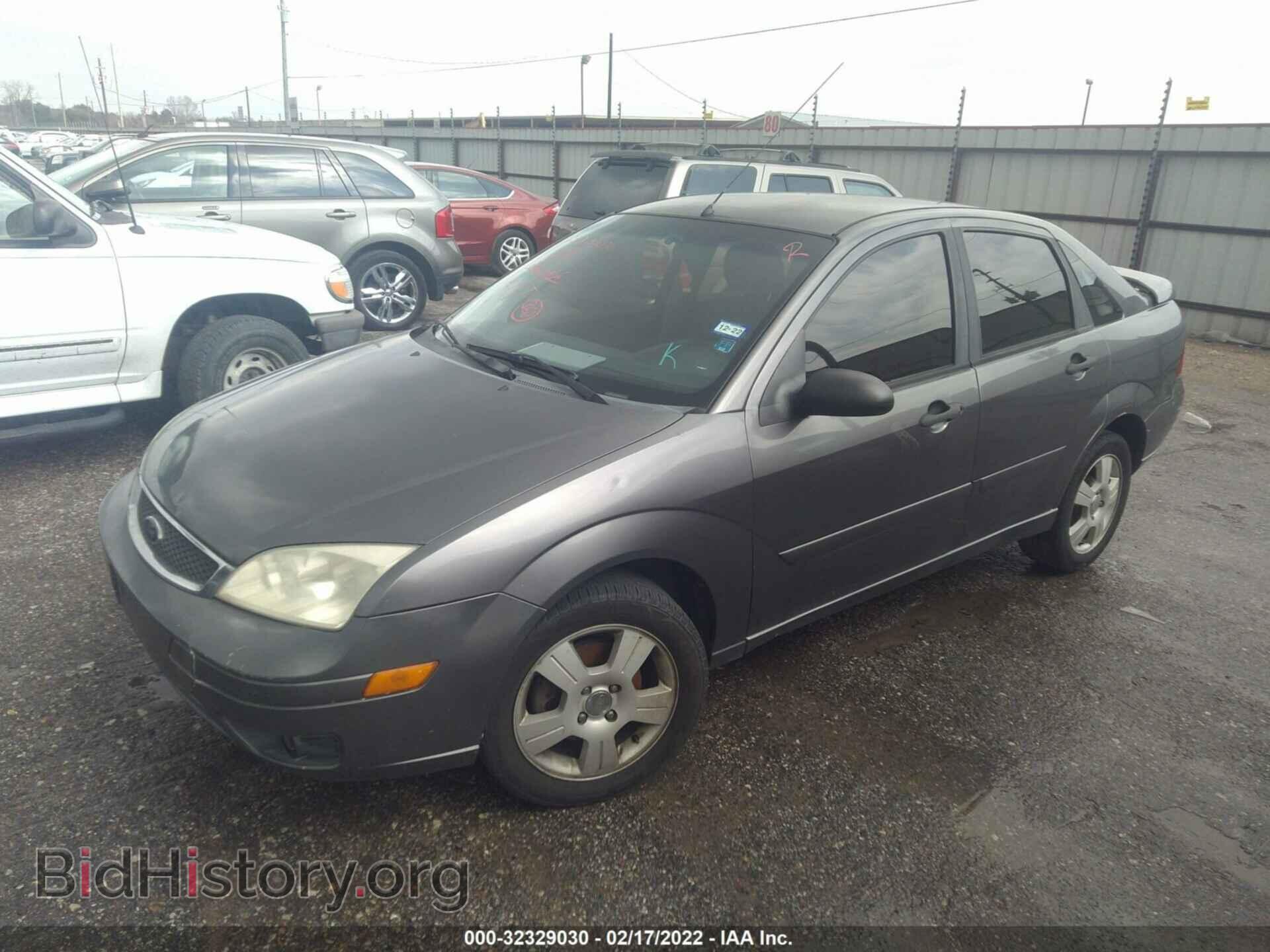 2006 FORD FOCUS - VIN: 1FAHP34N76W198402 - Фото 2