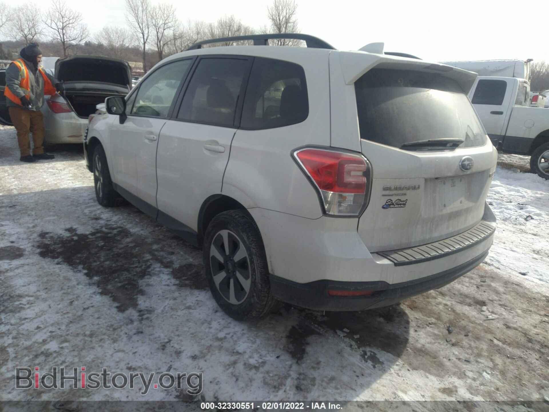 2017 SUBARU FORESTER - VIN: JF2SJAEC6HH411321 - Photo 3