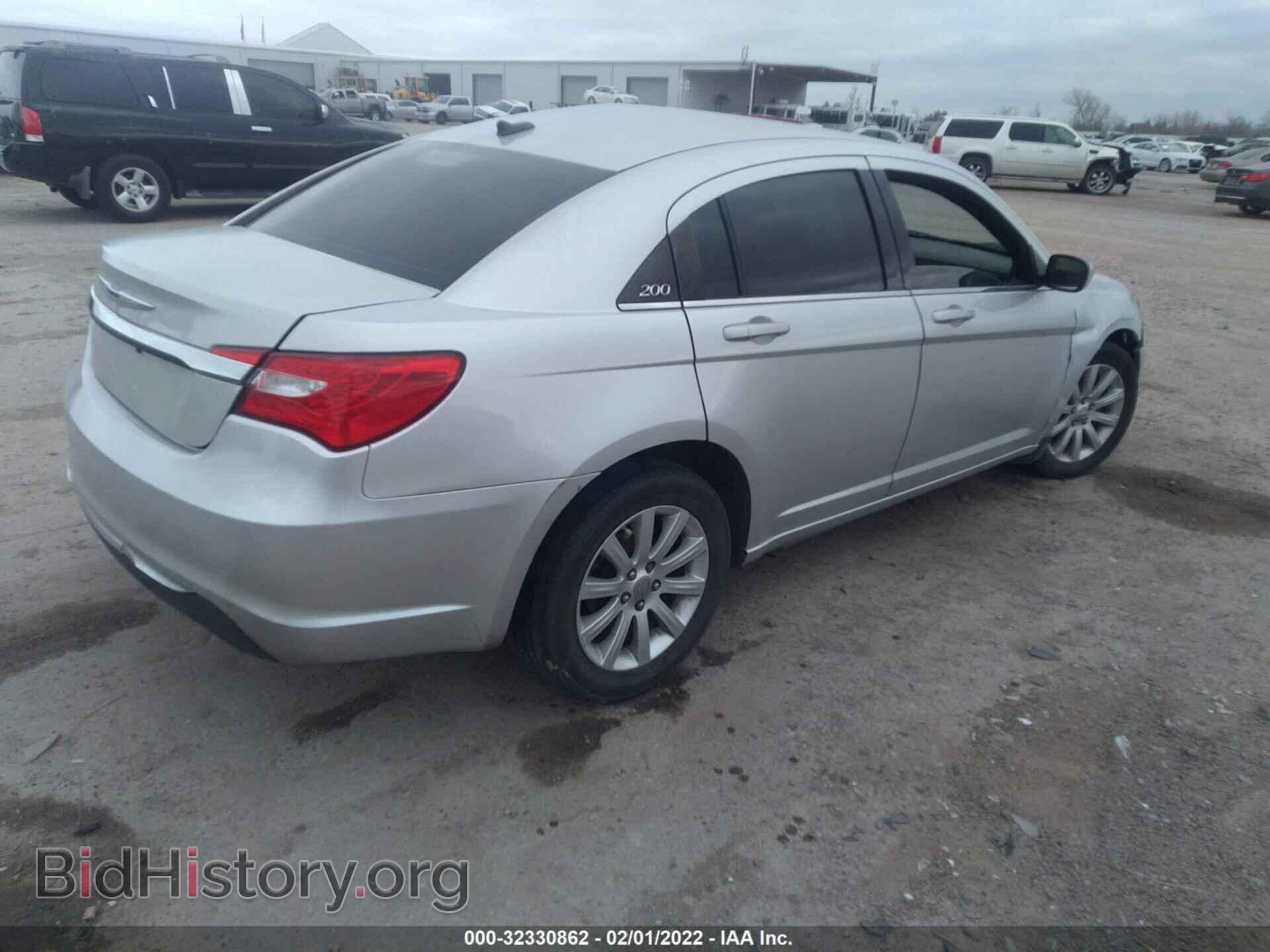 2012 CHRYSLER 200 - VIN: 1C3CCBBB6CN132061 - Фото 4
