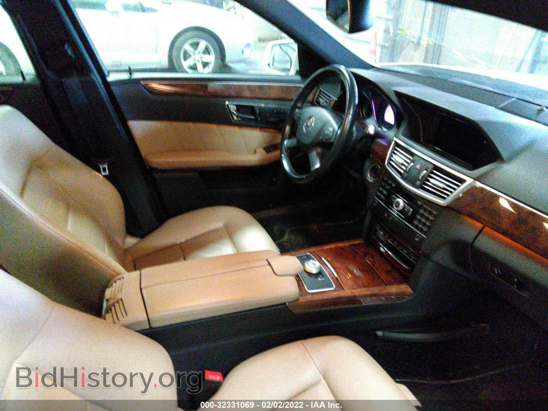 2011 MERCEDES-BENZ E-CLASS - VIN: WDDHF8HB1BA425946 - Фото 5