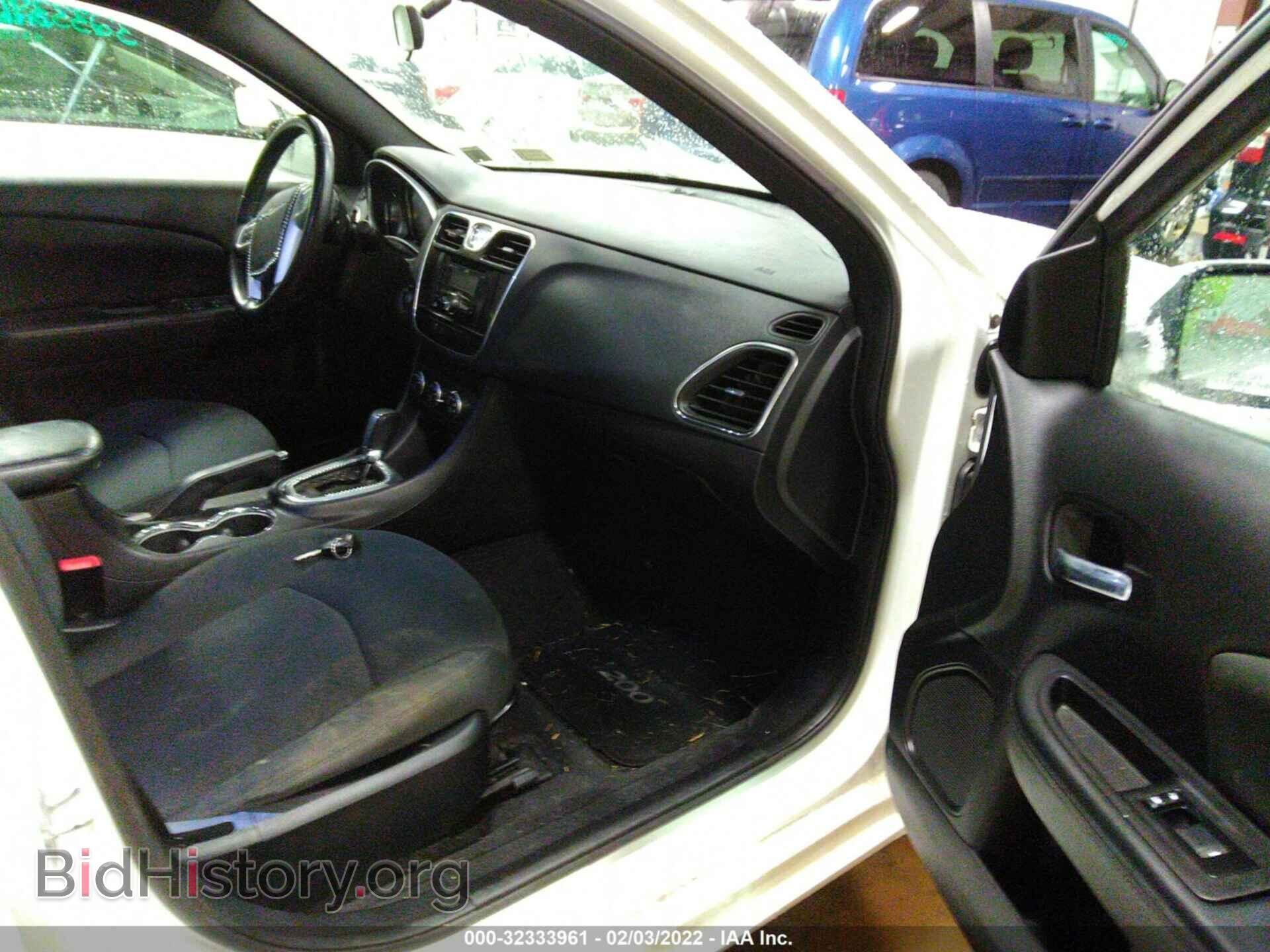 2012 CHRYSLER 200 - VIN: 1C3CCBBB5CN131581 - Фото 5