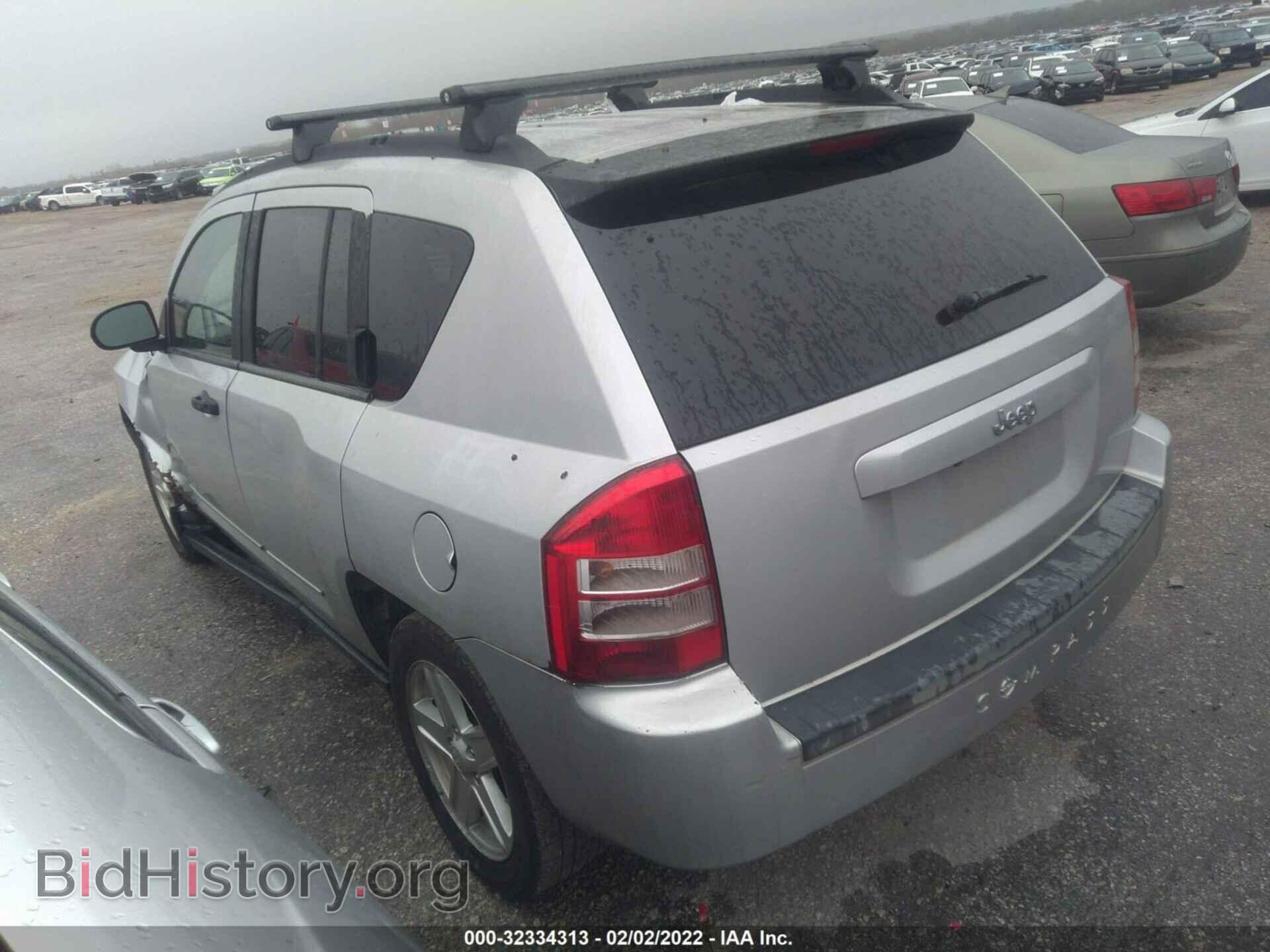 2008 JEEP COMPASS - VIN: 1J8FT47W38D521214 - Фото 3