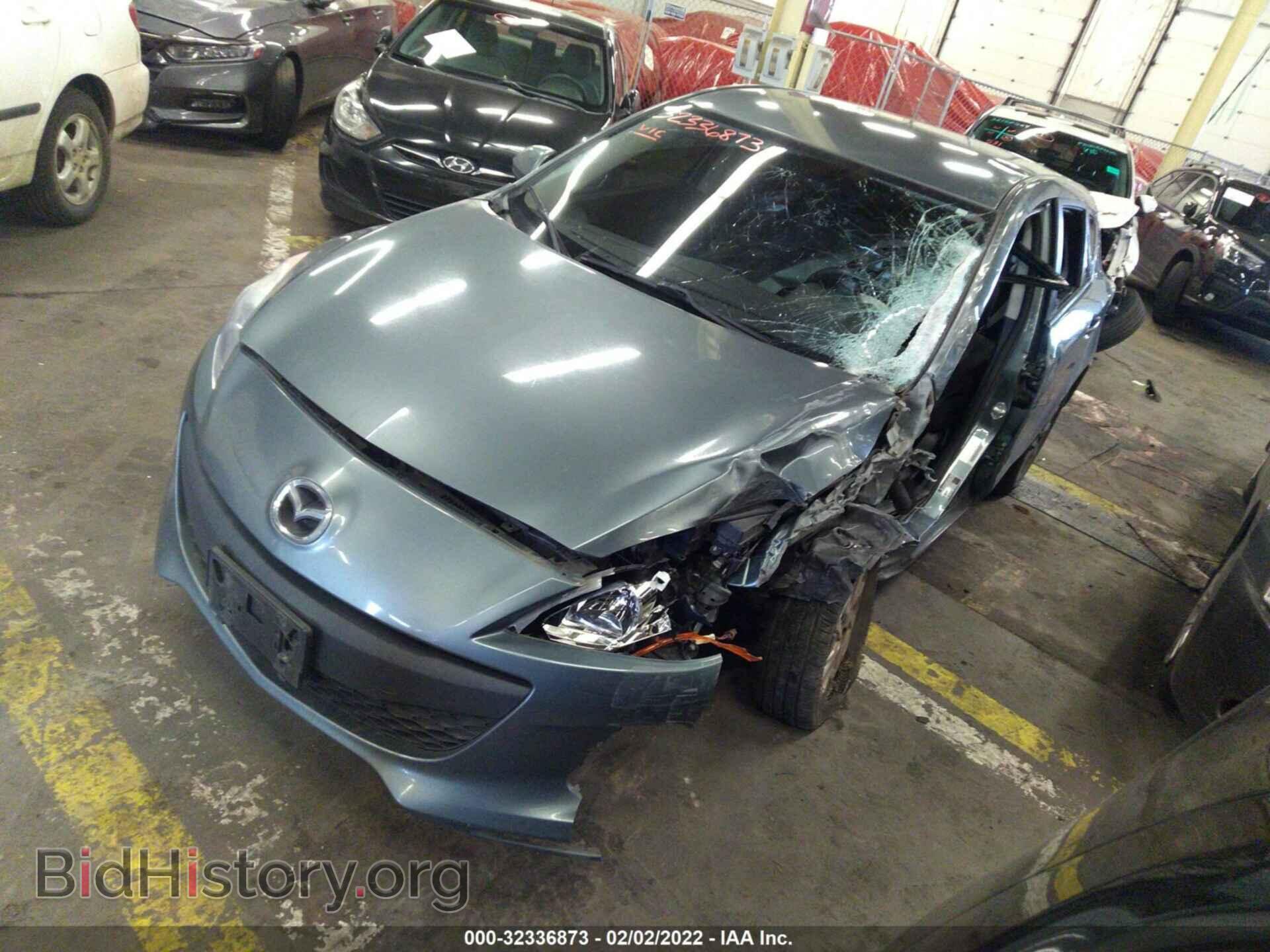 2013 MAZDA MAZDA3 - VIN: JM1BL1L88D1707256 - Фото 2