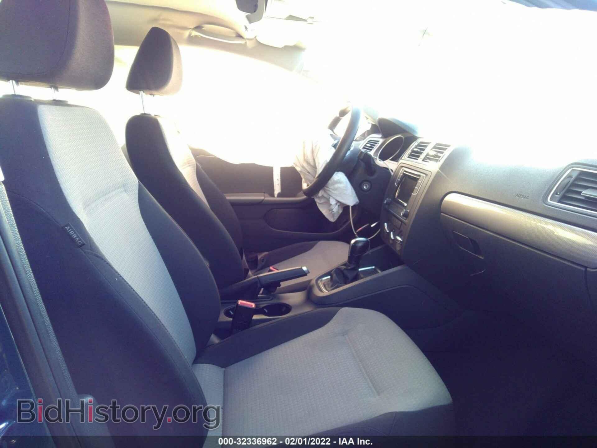2017 VOLKSWAGEN JETTA - VIN: 3VW2B7AJ4HM202221 - Фото 5
