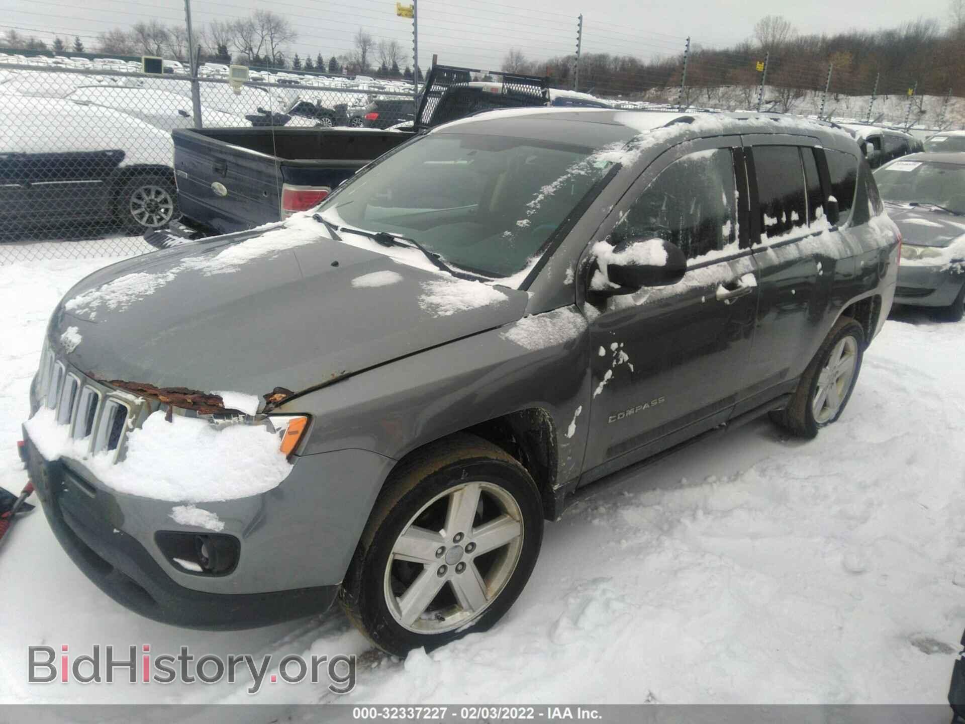 2011 JEEP COMPASS - VIN: 1J4NF5FB5BD275816 - Photo 2