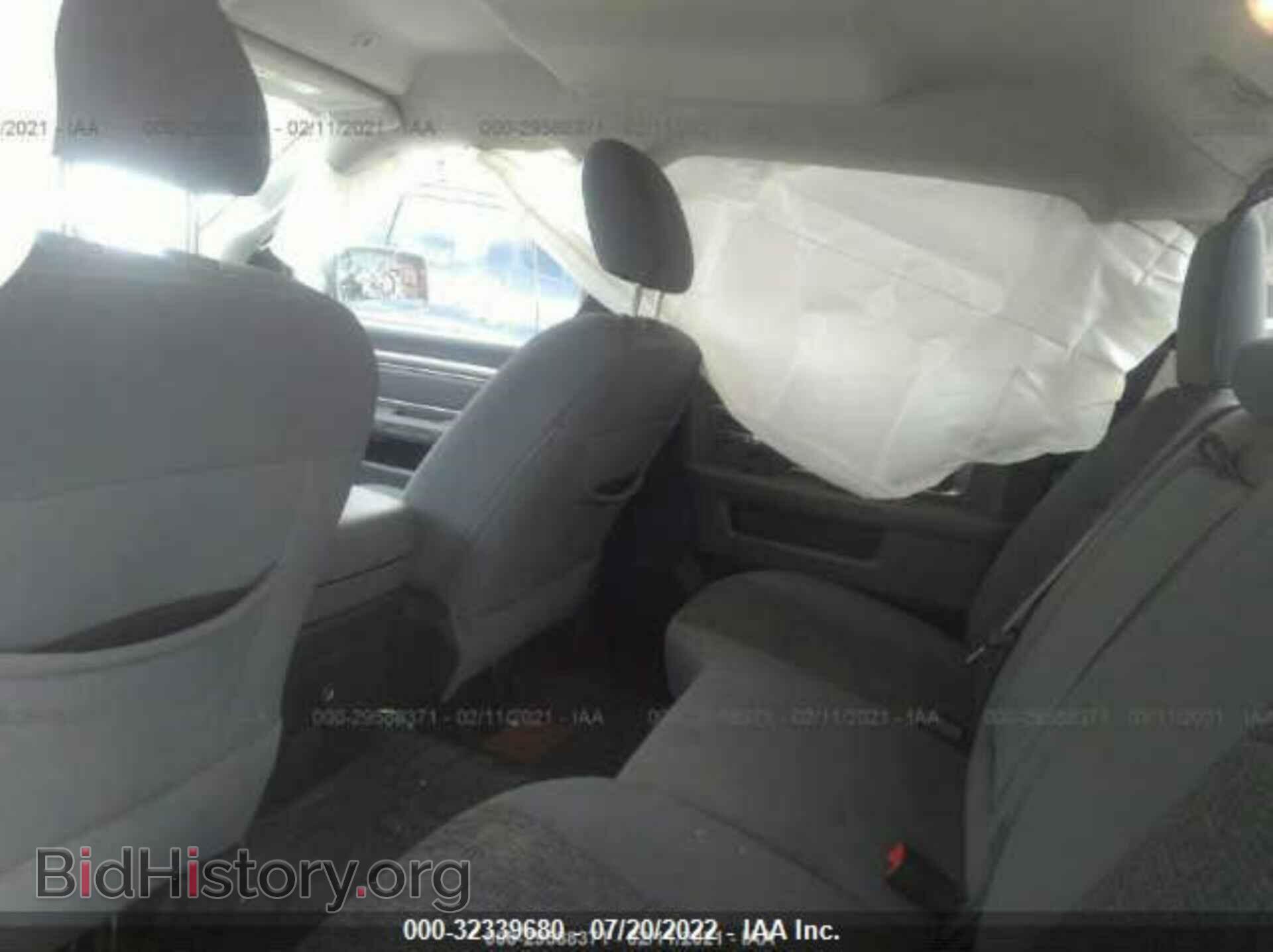 2017 RAM 1500 - VIN: 3C6RR7LT3HG544809 - Фото 8