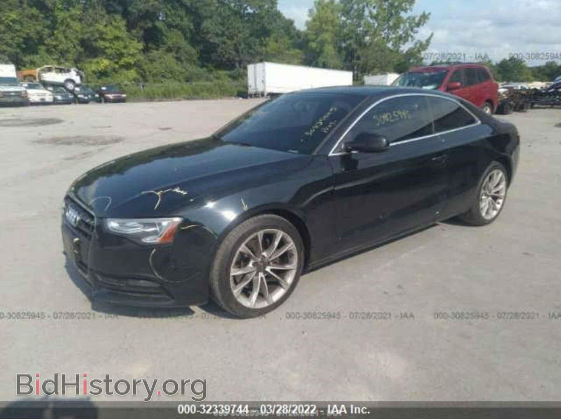 2013 AUDI A5 - VIN: WAUCFAFR1DA035070 - Фото 2