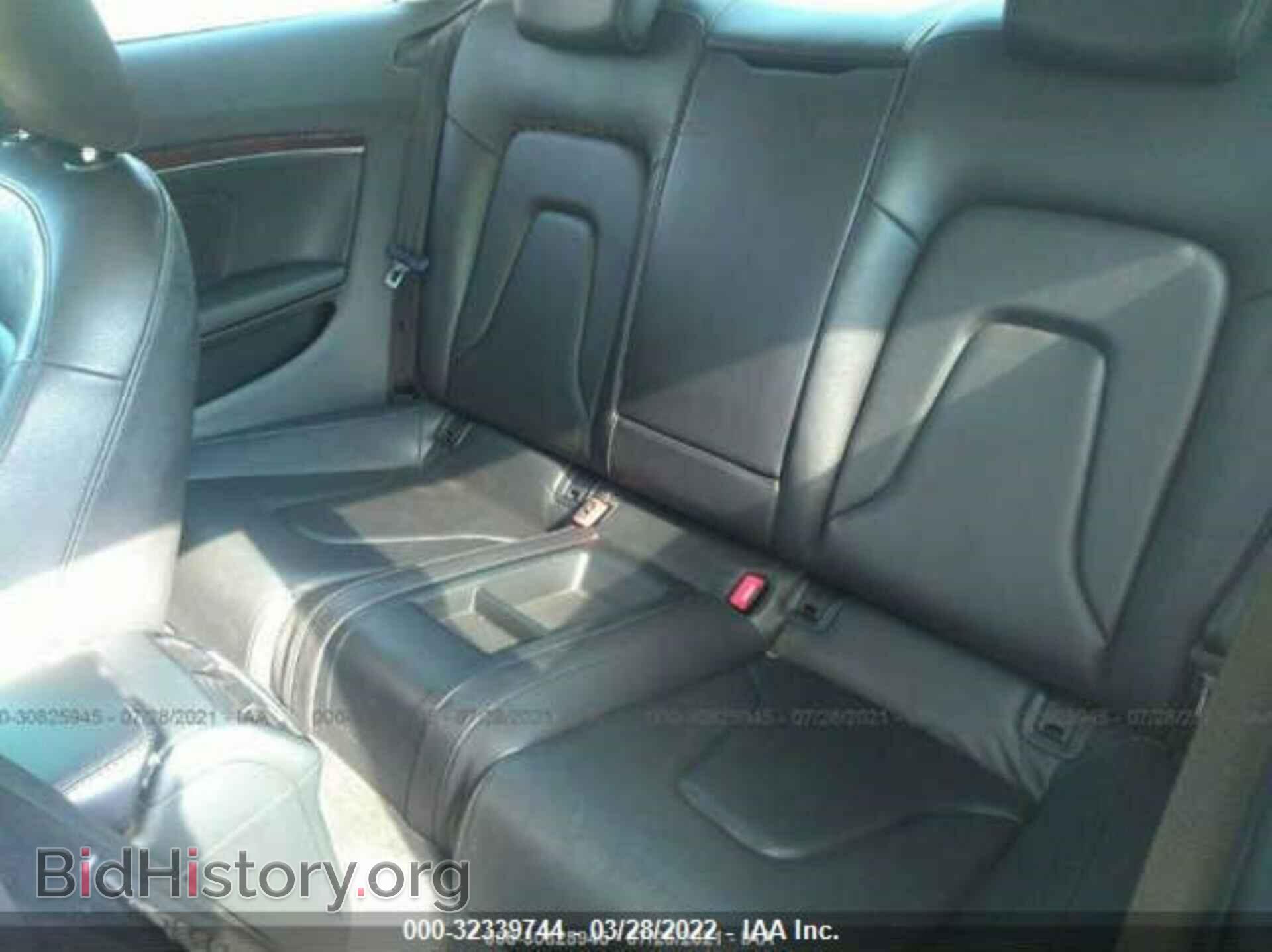 2013 AUDI A5 - VIN: WAUCFAFR1DA035070 - Фото 8