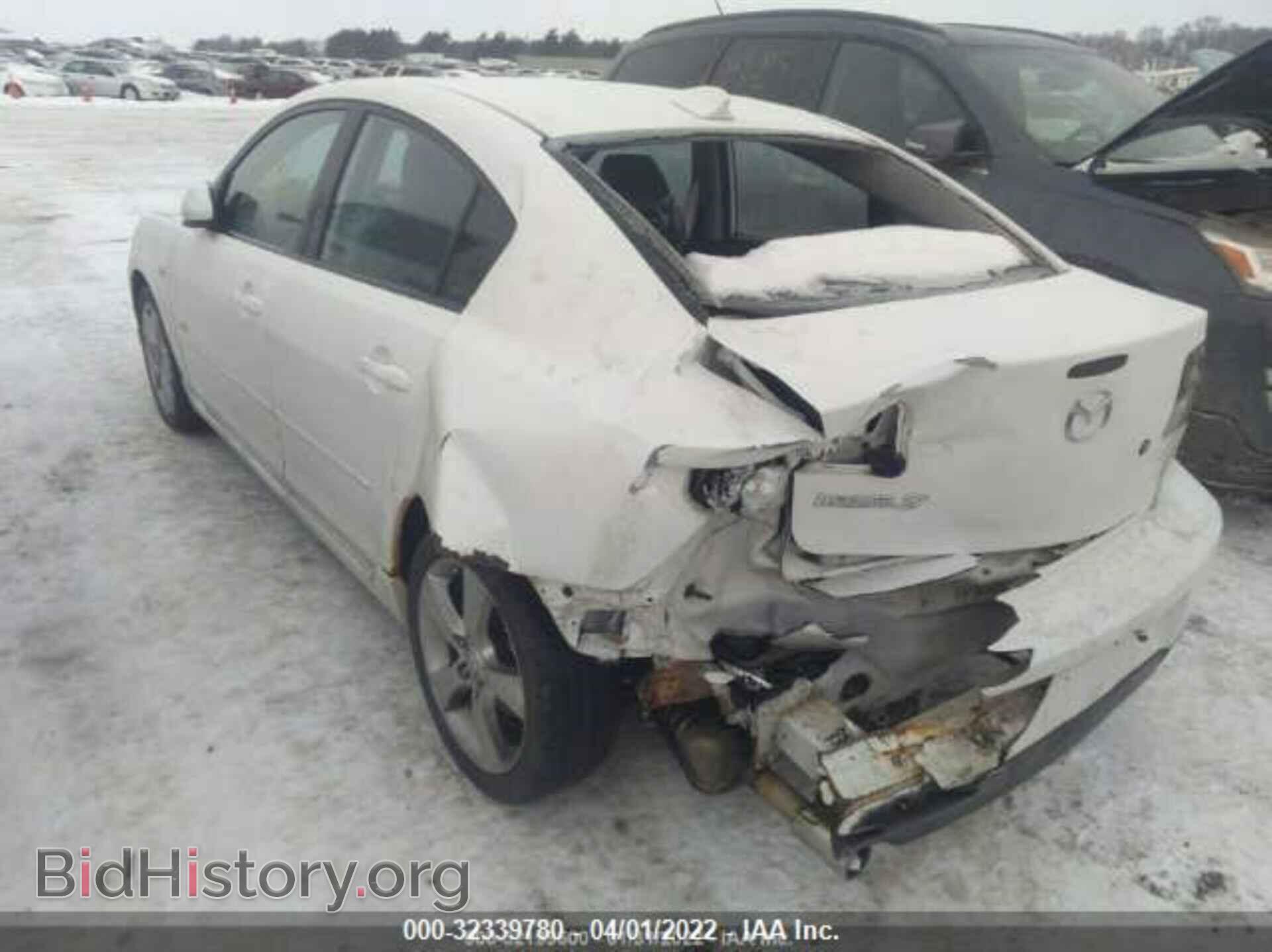 2006 MAZDA MAZDA3 - VIN: JM1BK324761497586 - Фото 3